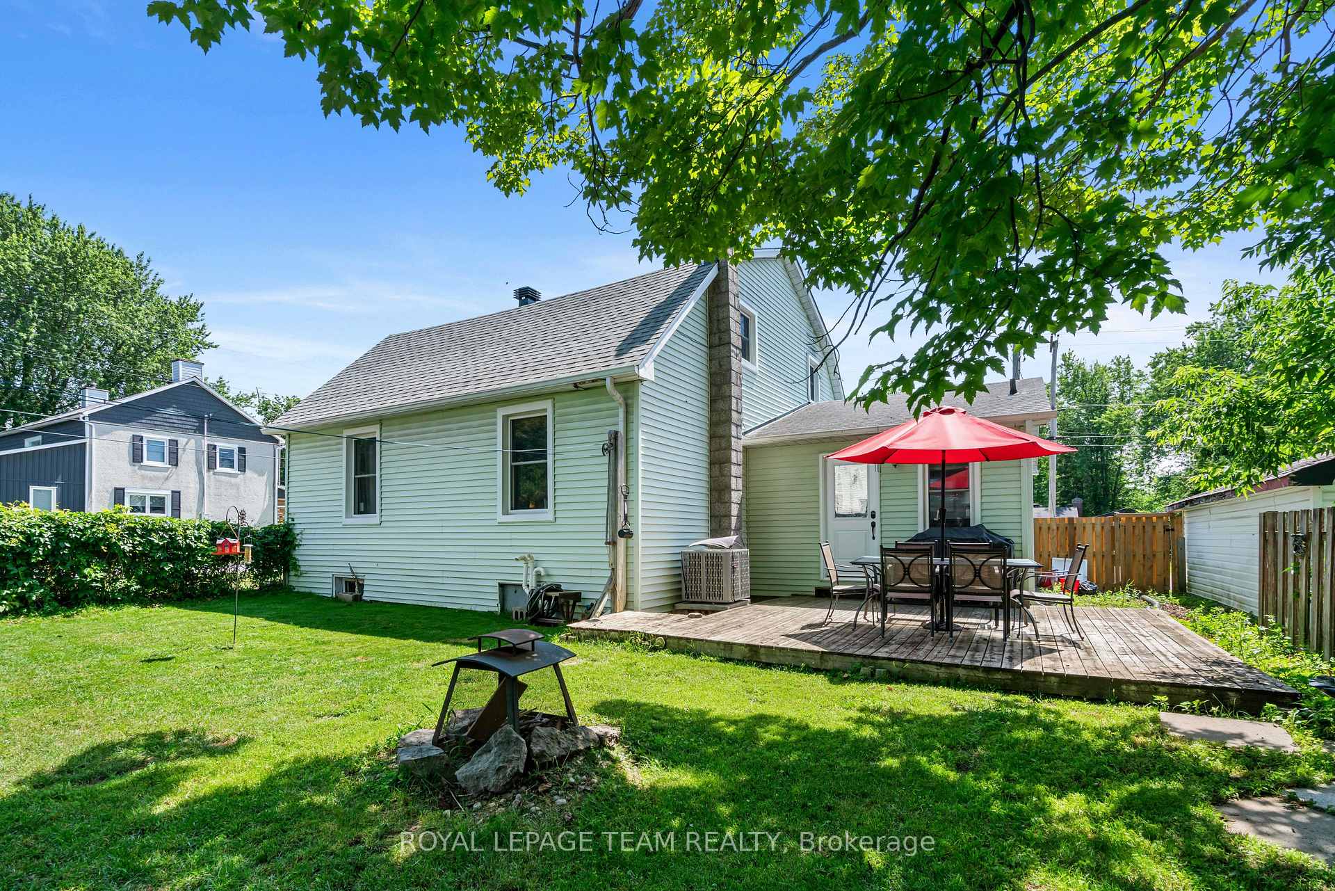 Photo 30 of 301 Oxford Street E, North Grenville, Kemptville — HOMEH