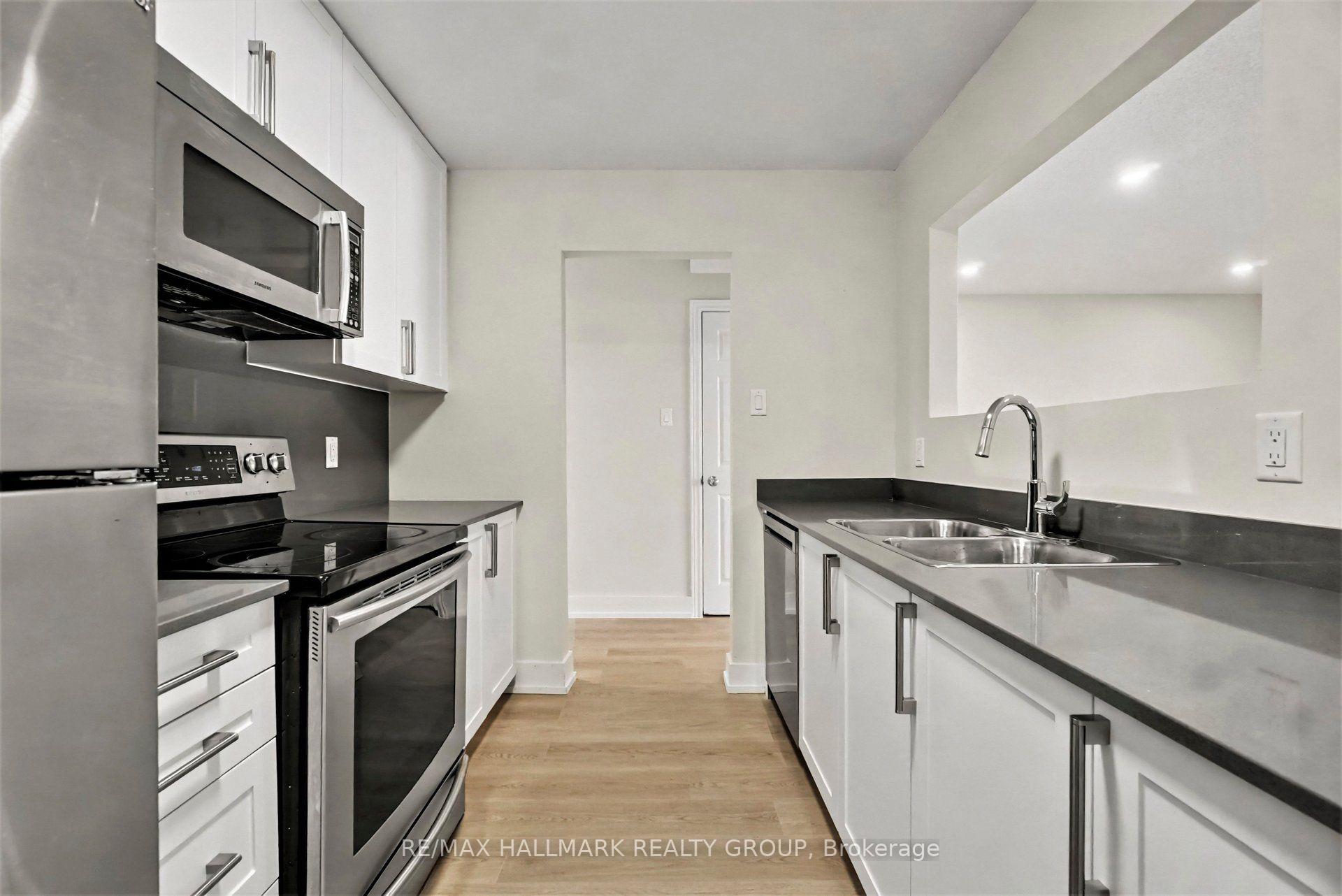 Photo 5 of 1329 Lotus Street, Ottawa, Carson Grove — HOMEH
