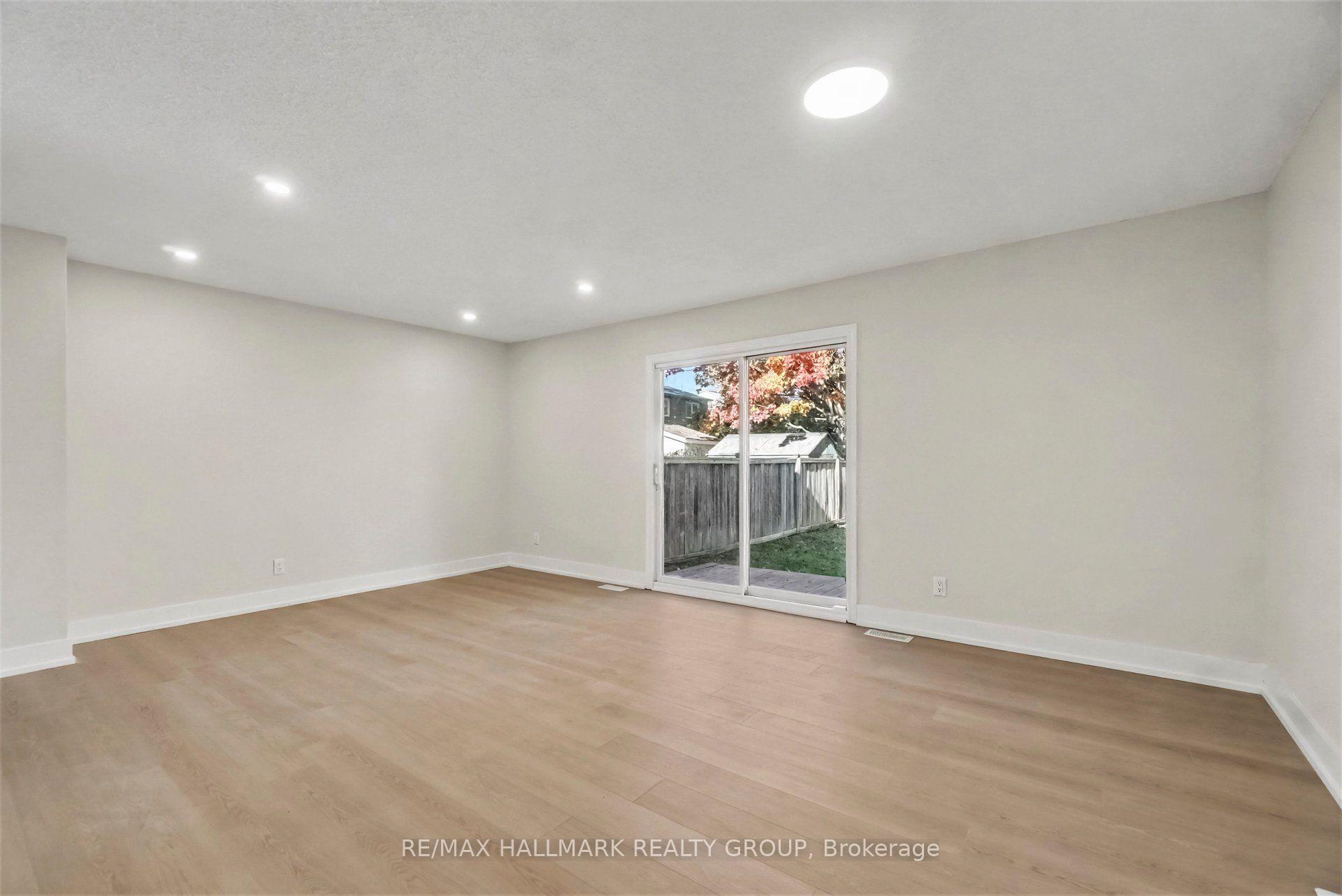 Photo 7 of 1329 Lotus Street, Ottawa, Carson Grove — HOMEH