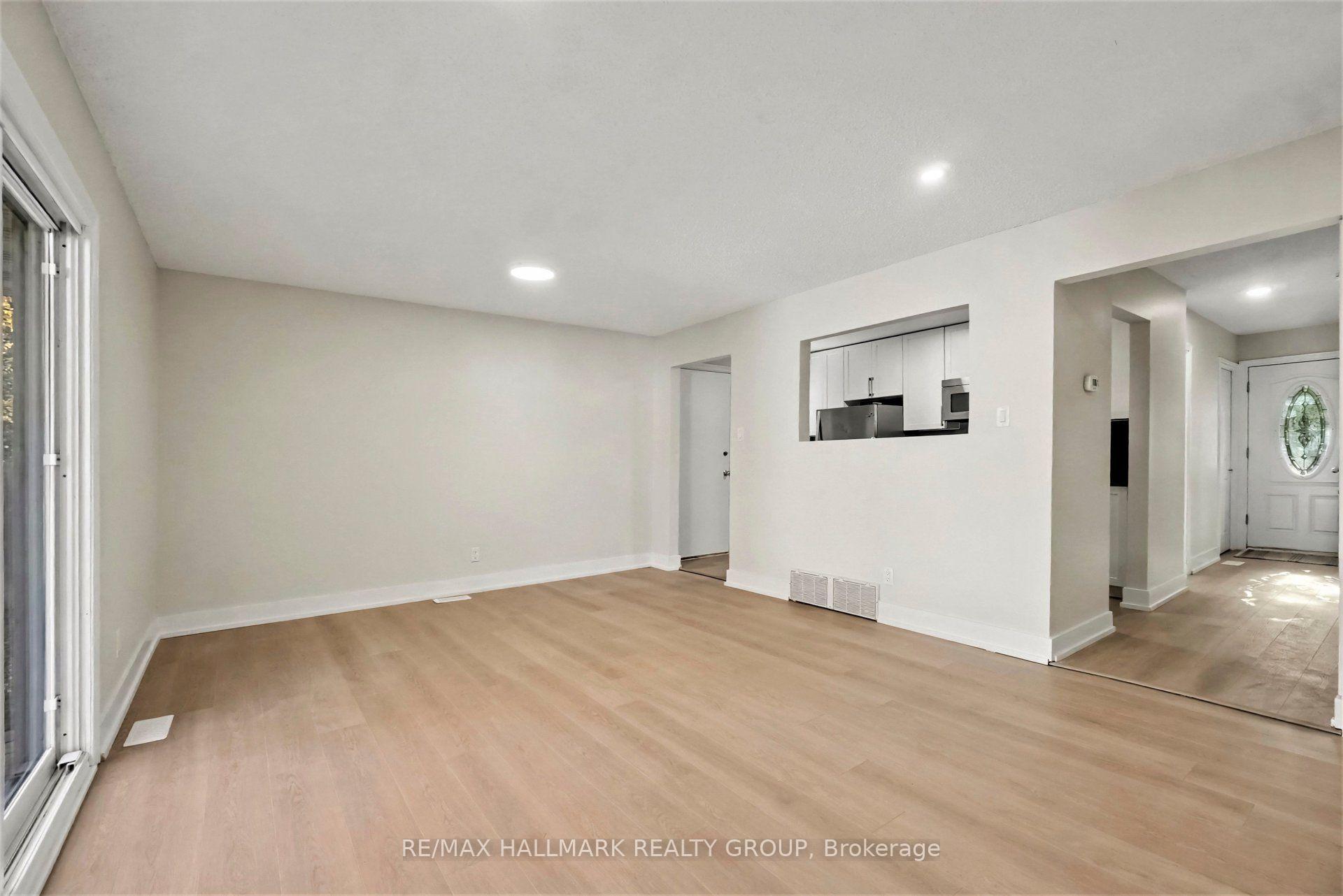 Photo 8 of 1329 Lotus Street, Ottawa, Carson Grove — HOMEH