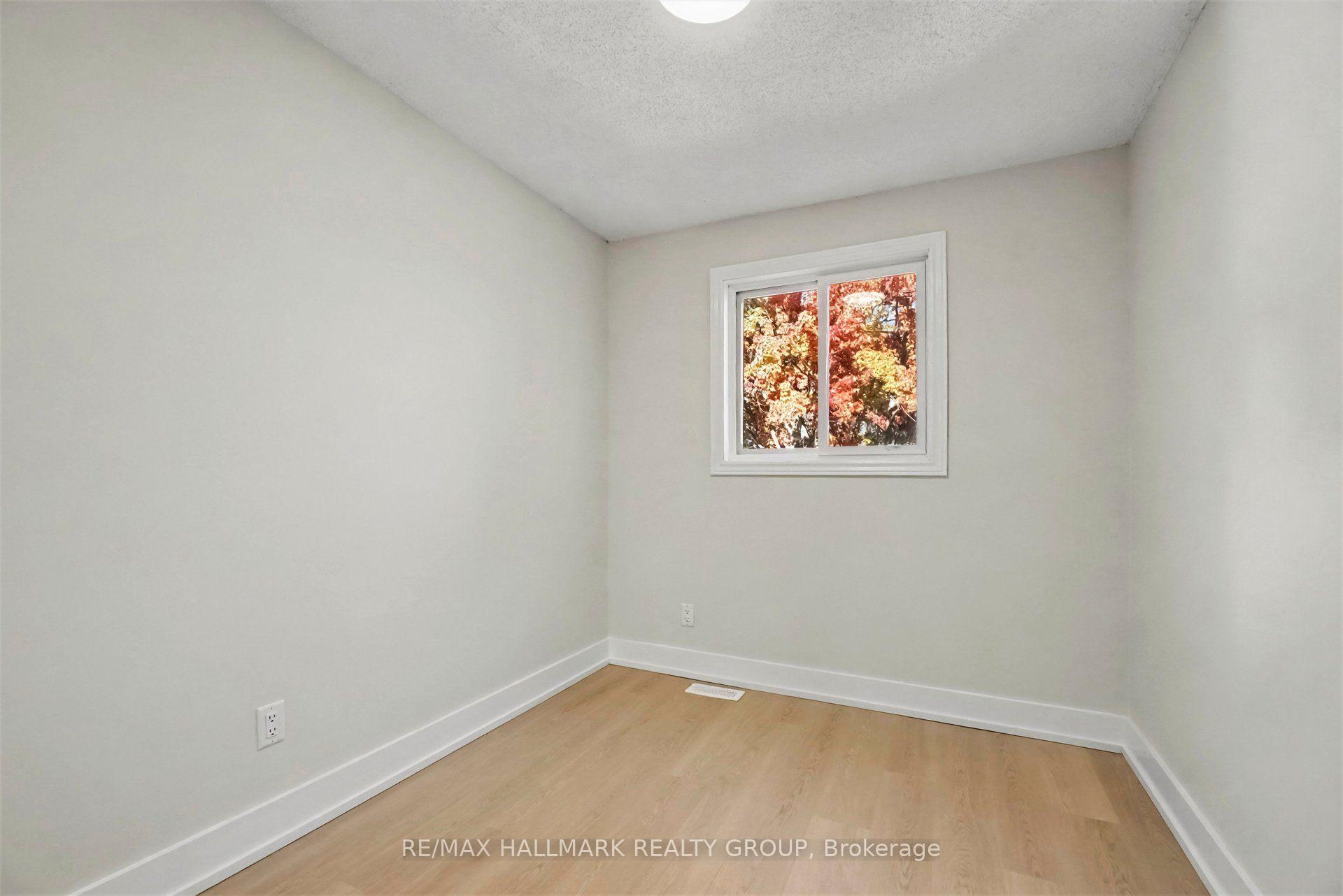 Photo 13 of 1329 Lotus Street, Ottawa, Carson Grove — HOMEH