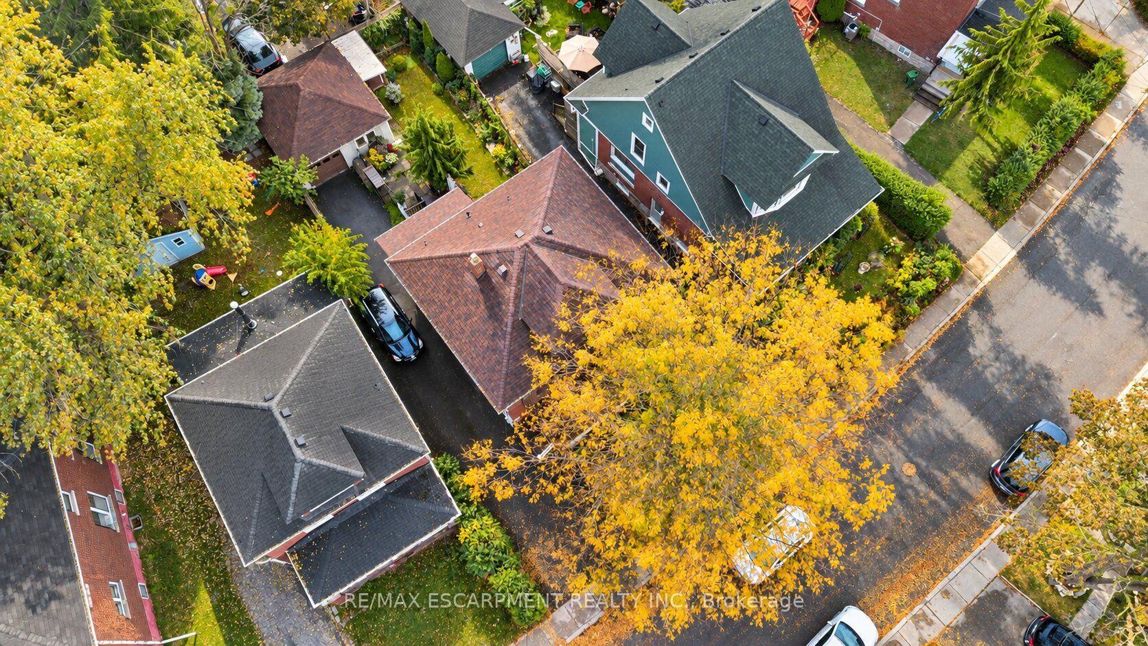 Photo 17 of 4602 Ryerson Crescent, Niagara Falls, Downtown — HOMEH