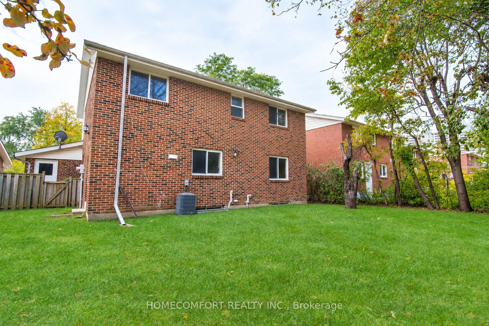 Photo 21 of 42 Pinemeadow Boulevard, Scarborough, L'Amoreaux — HOMEH