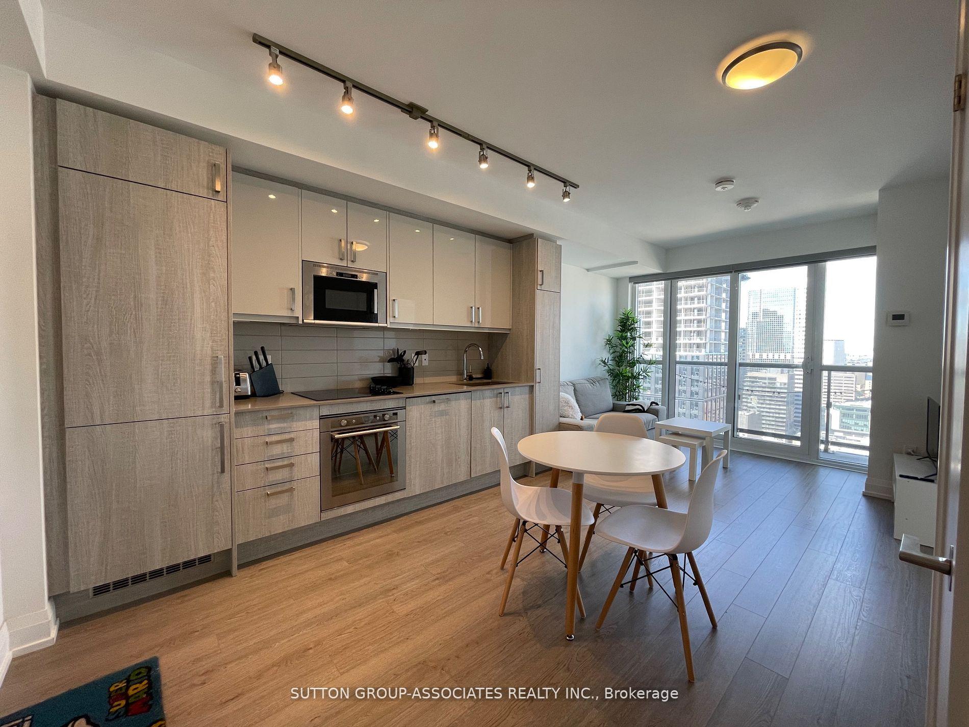Photo 3 of Unit 3107, 77 Mutual Street, Toronto, Church-Yonge Corridor — HOMEH