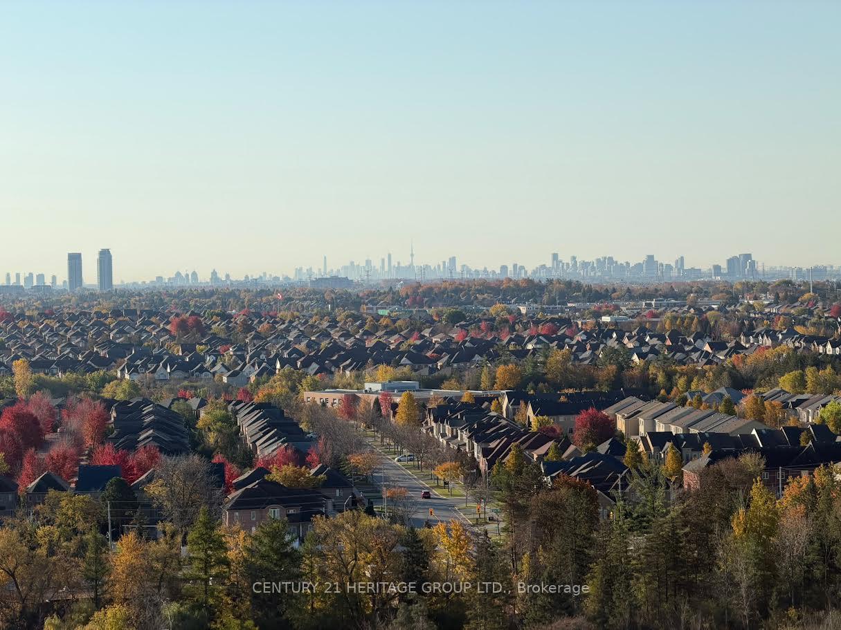 Photo 16 of Unit 1432, 2 David Eyer Road, Richmond Hill, Rural Richmond Hill — HOMEH