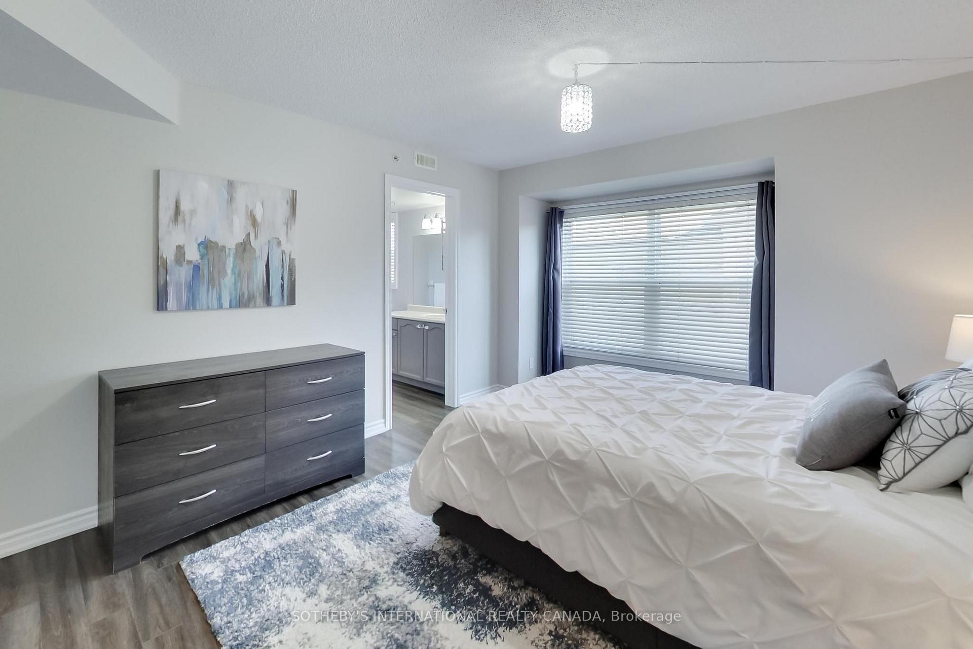 Photo 10 of Unit 402, 1830 Walker's Line, Burlington, Palmer — HOMEH