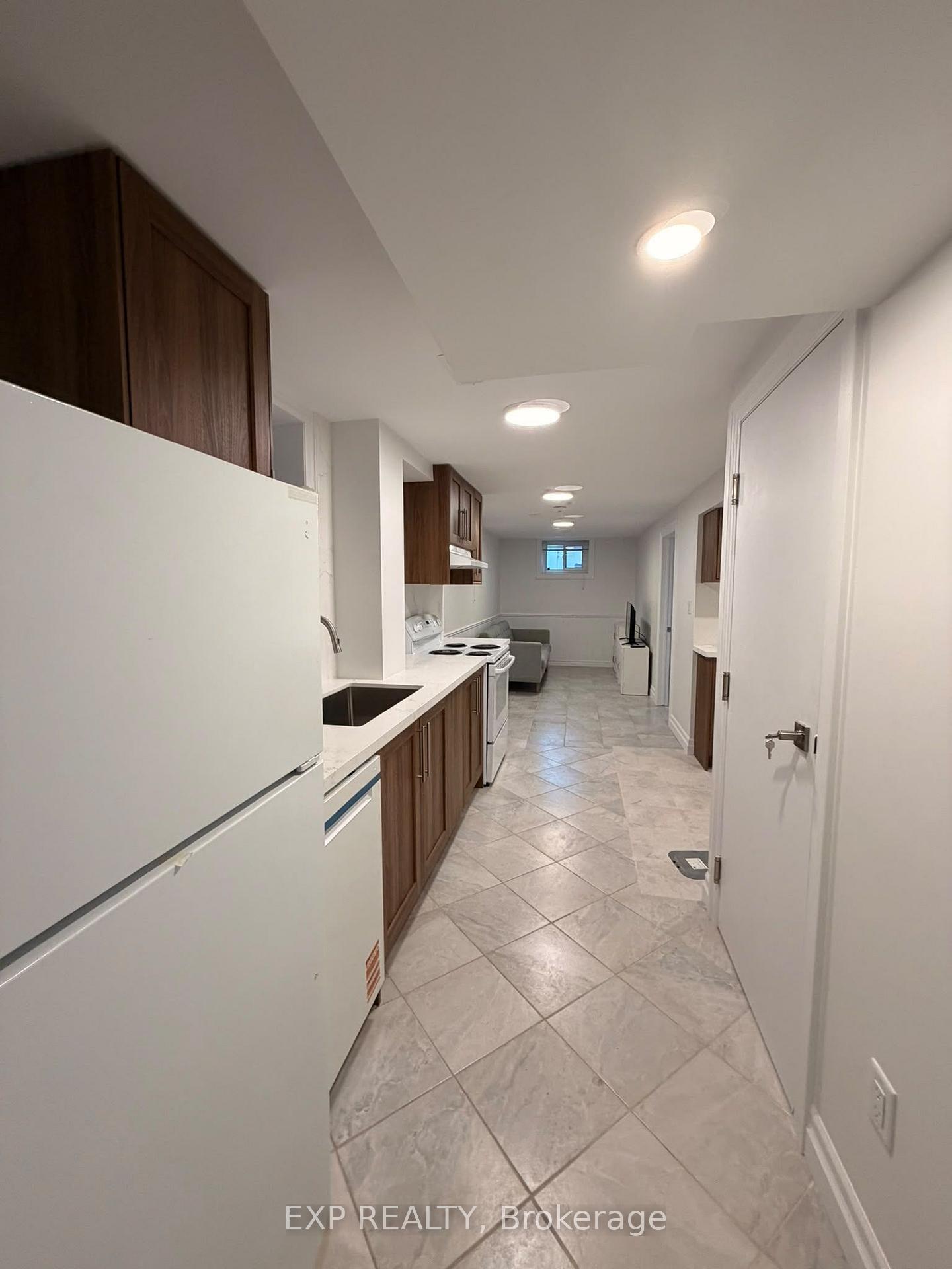 Photo 1 of Unit Lower, 103 Mcanulty Boulevard, Hamilton, Industrial Sector — HOMEH