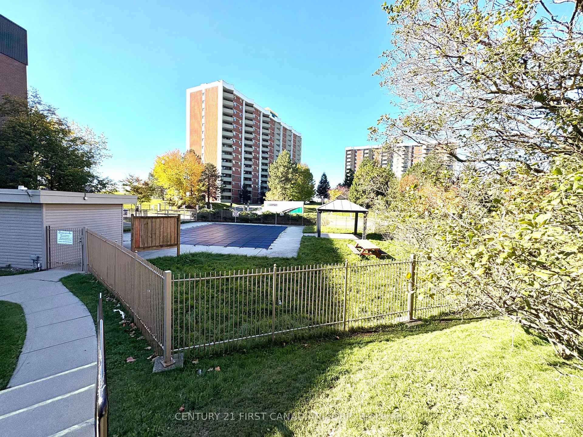 Photo 17 of Unit 601, 1102 Jalna Boulevard, London, South X — HOMEH