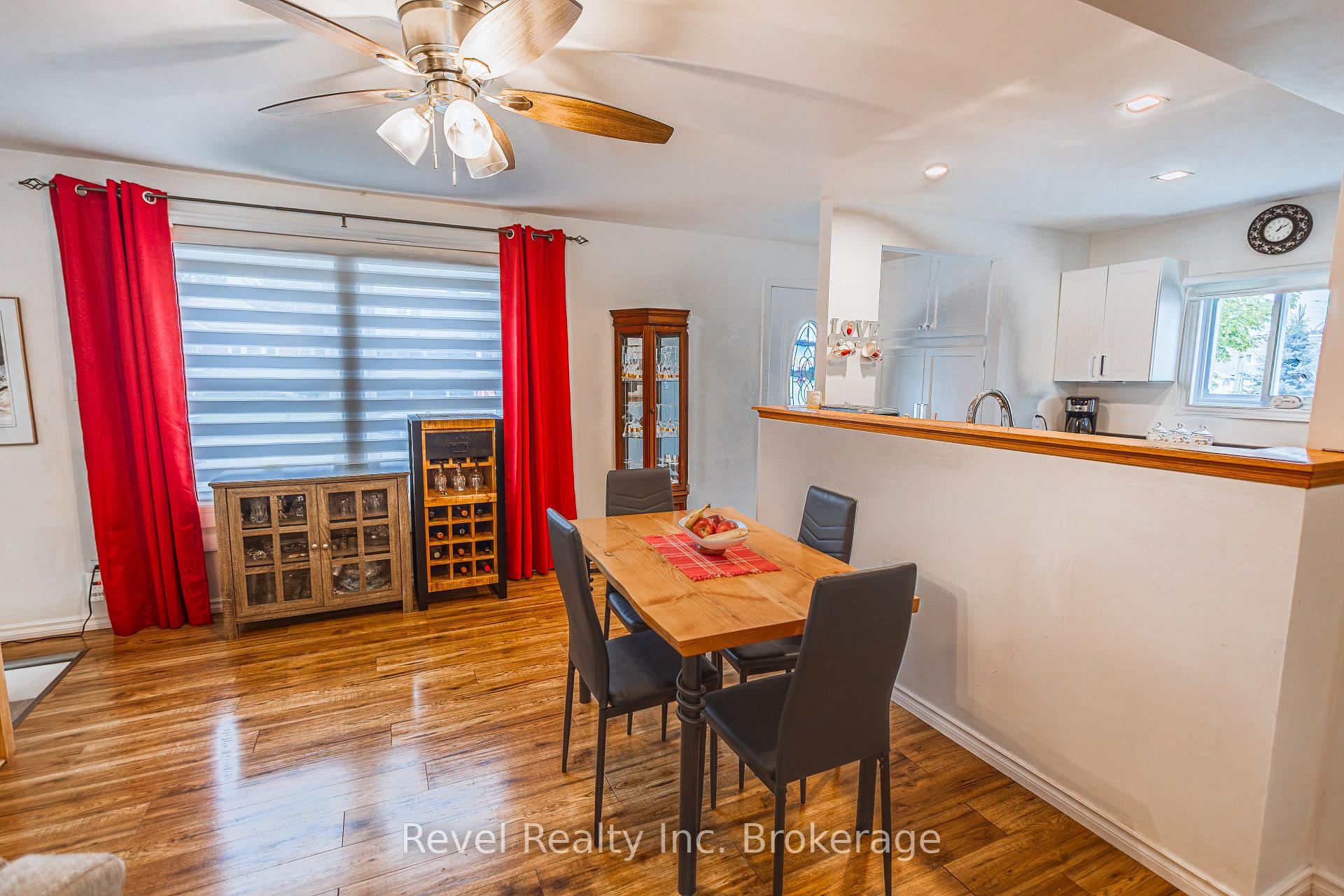 Photo 9 of 1343 Copeland Street, North Bay, West End — HOMEH