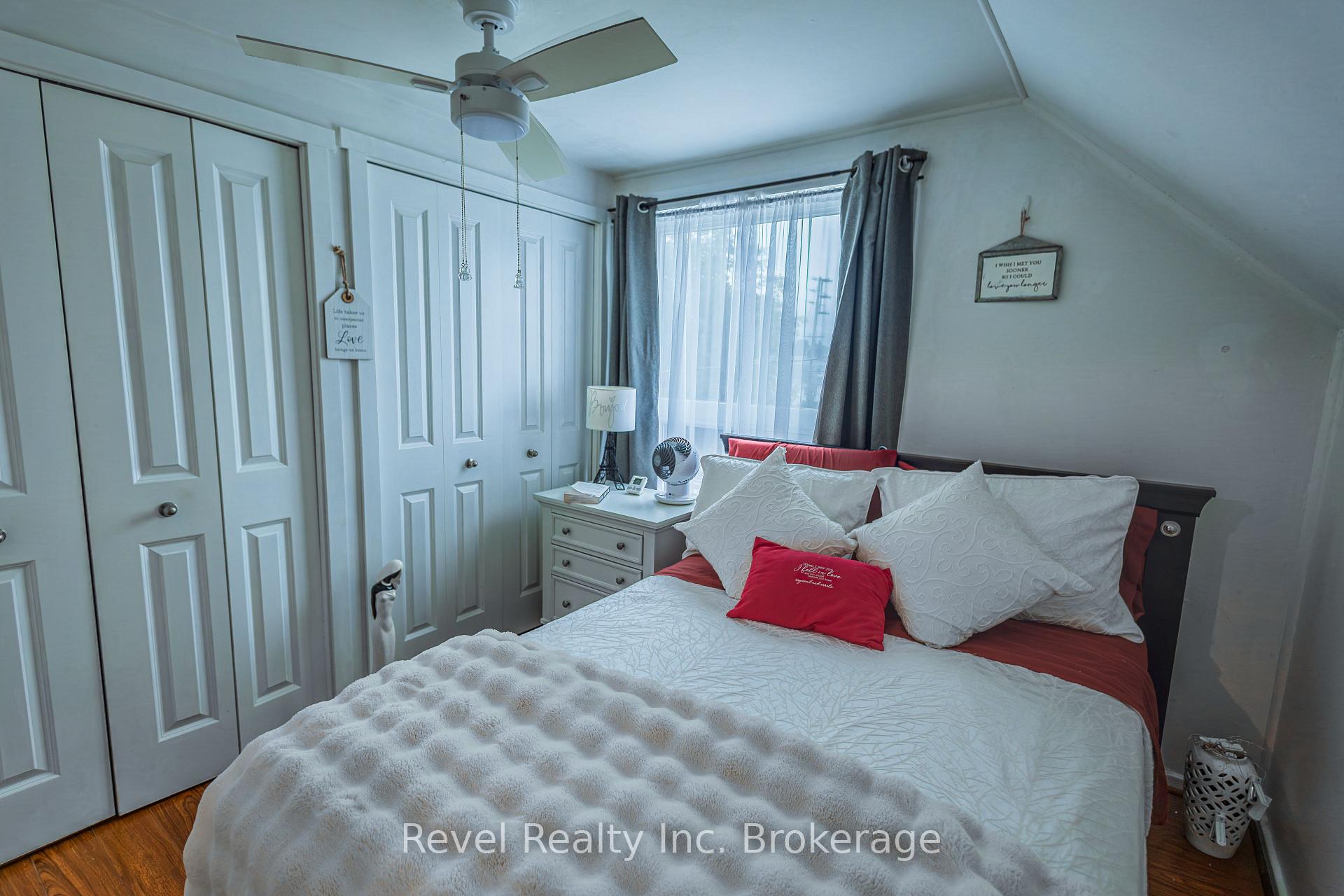 Photo 16 of 1343 Copeland Street, North Bay, West End — HOMEH