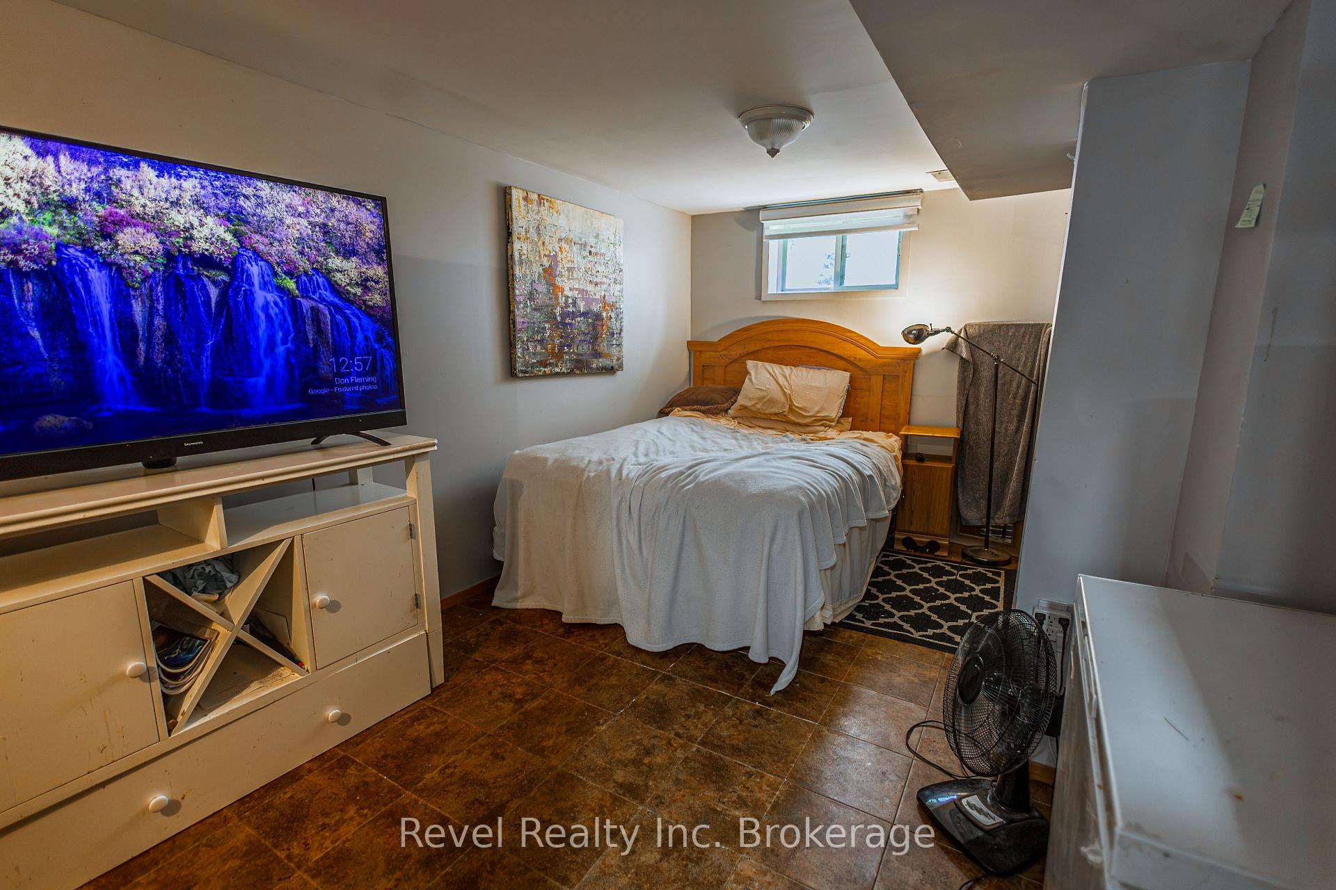 Photo 18 of 1343 Copeland Street, North Bay, West End — HOMEH