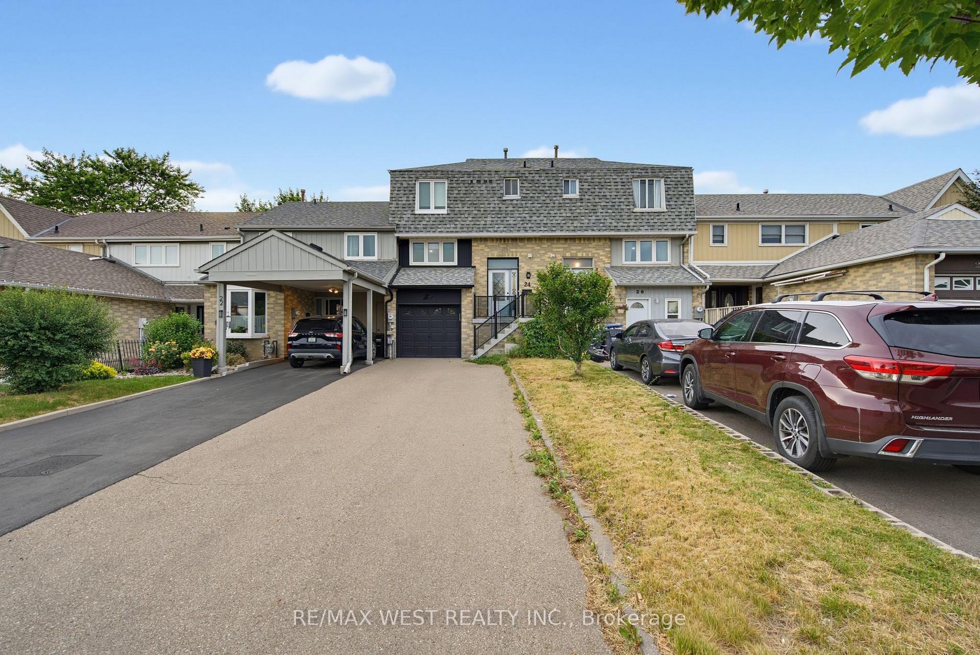 Photo 1 of 24 Primrose Crescent, Brampton, Heart Lake West — HOMEH