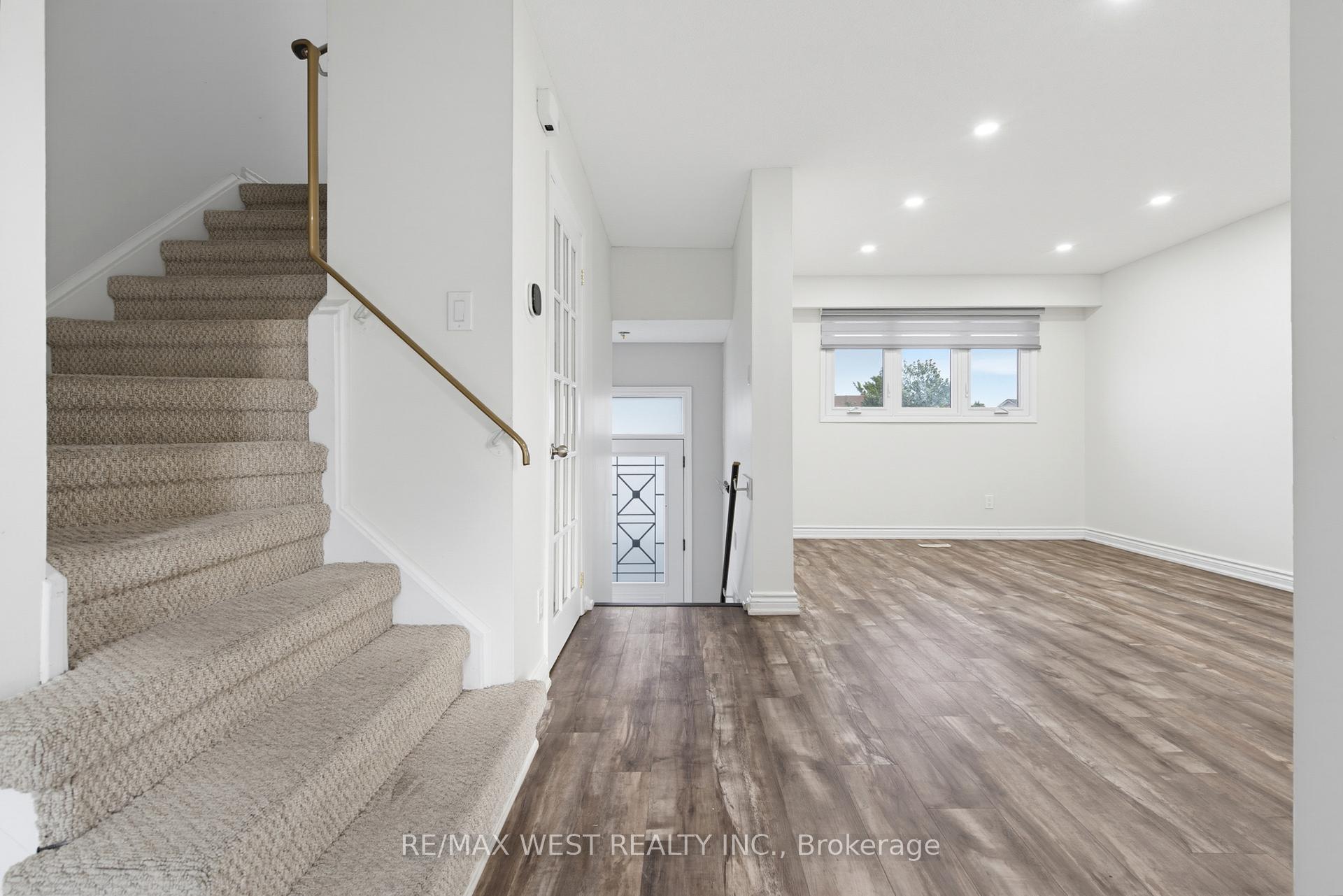 Photo 10 of 24 Primrose Crescent, Brampton, Heart Lake West — HOMEH