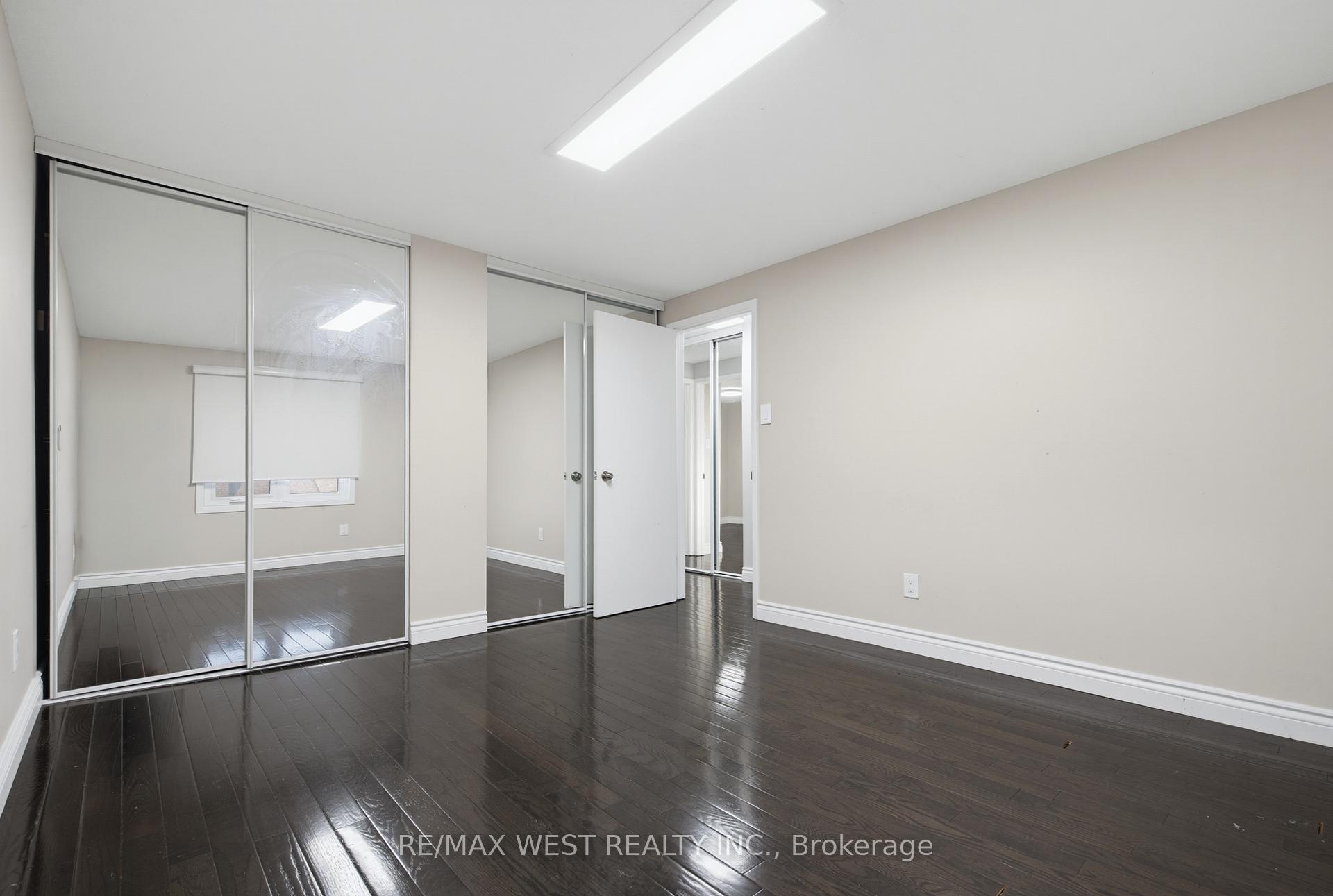 Photo 18 of 24 Primrose Crescent, Brampton, Heart Lake West — HOMEH