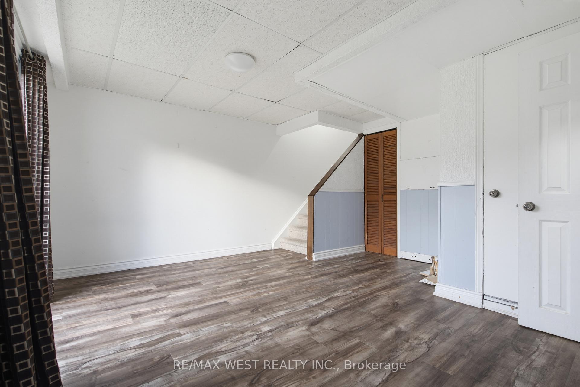 Photo 24 of 24 Primrose Crescent, Brampton, Heart Lake West — HOMEH