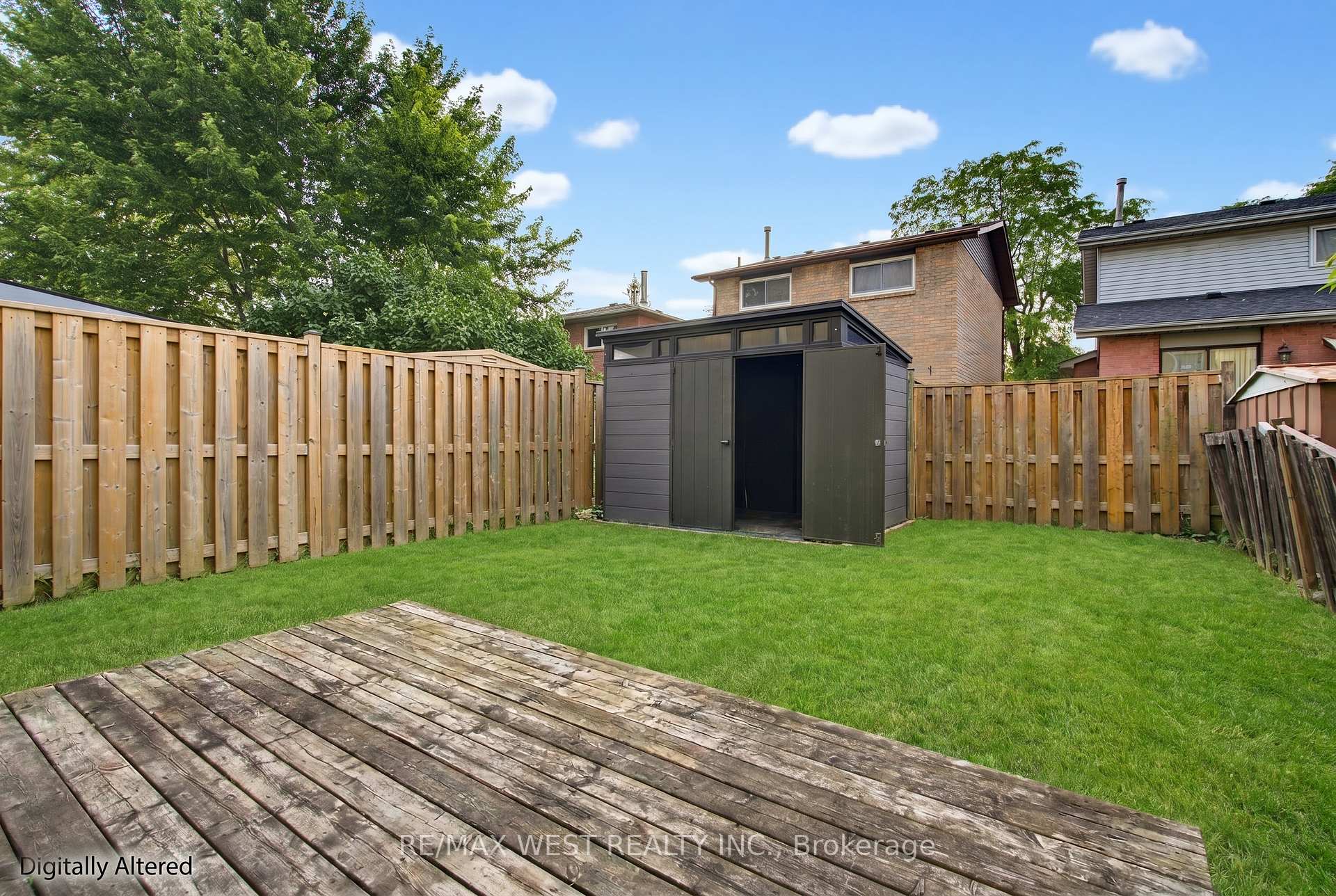 Photo 28 of 24 Primrose Crescent, Brampton, Heart Lake West — HOMEH