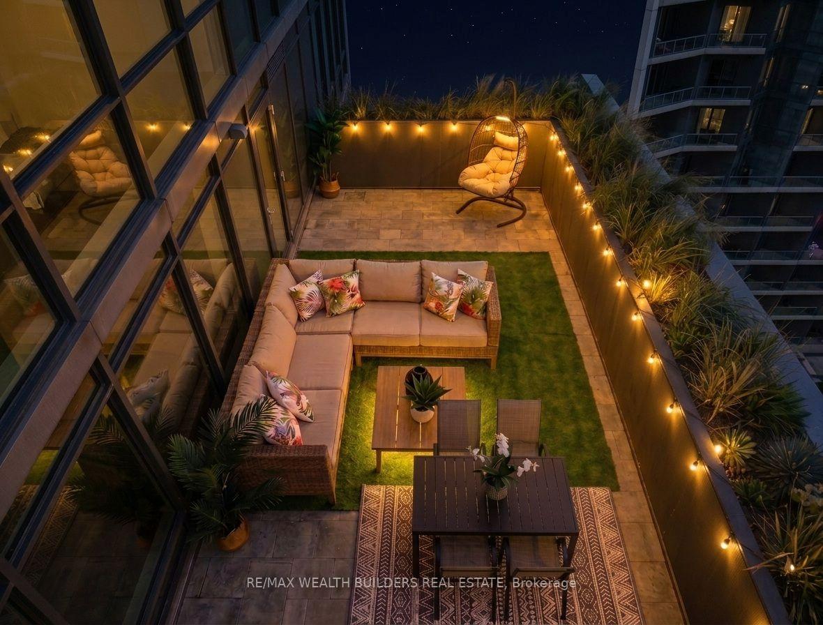 Photo 3 of Unit 1133, 15 Merchants Wharf Way, Toronto, Waterfront Communities — HOMEH