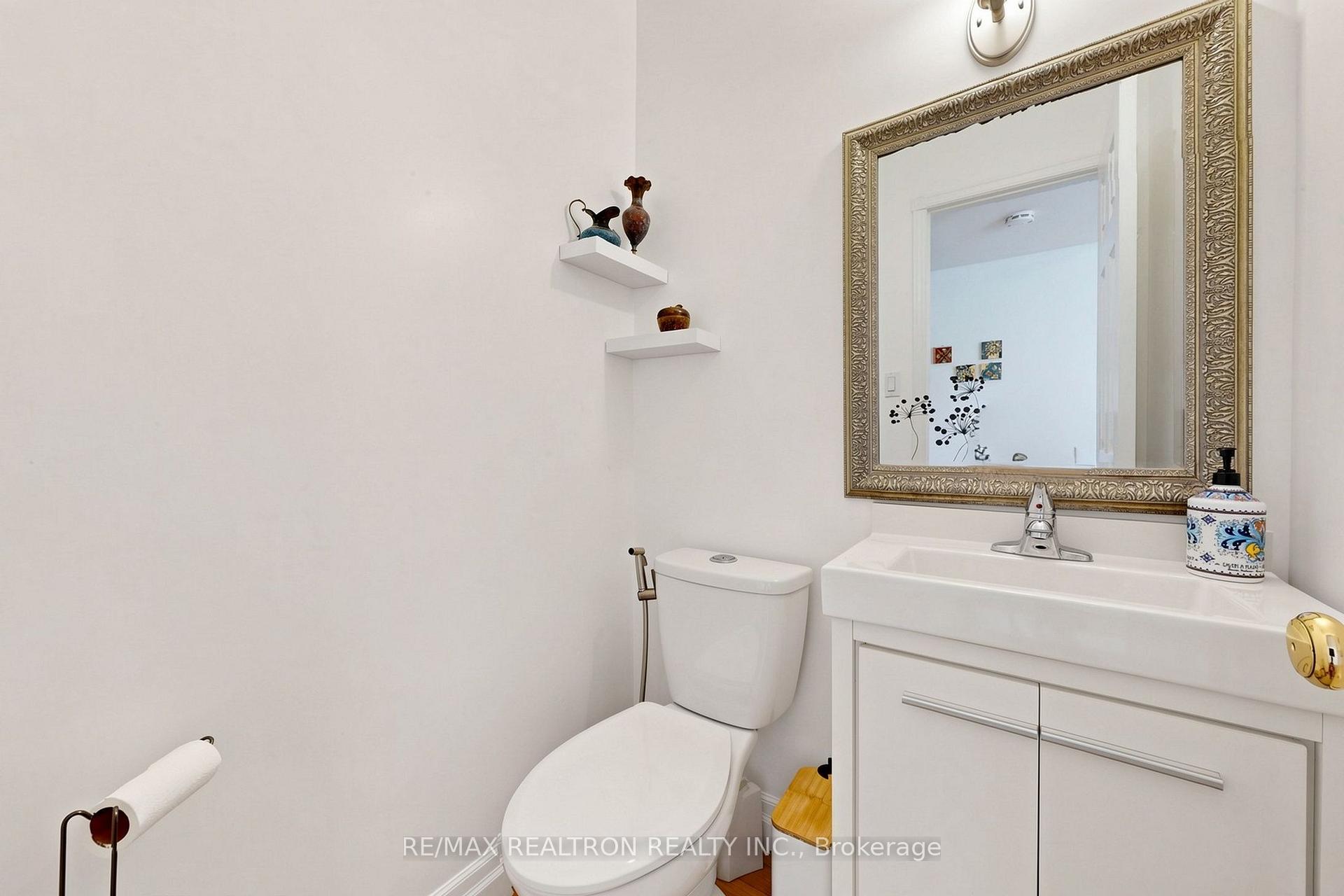 Photo 21 of 19 Cashel Court, Aurora, Aurora Highlands — HOMEH