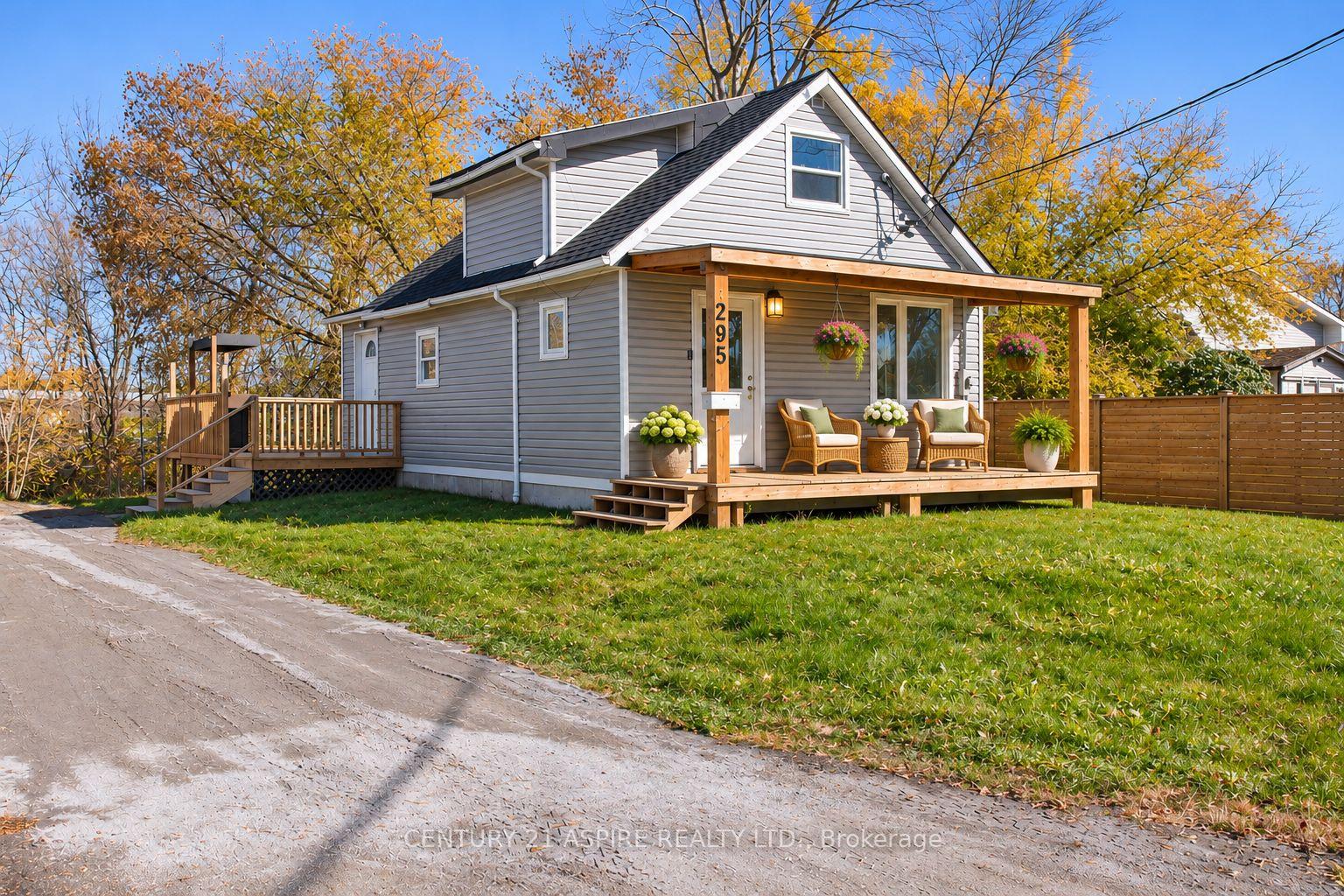 Photo of 295 Julien Street