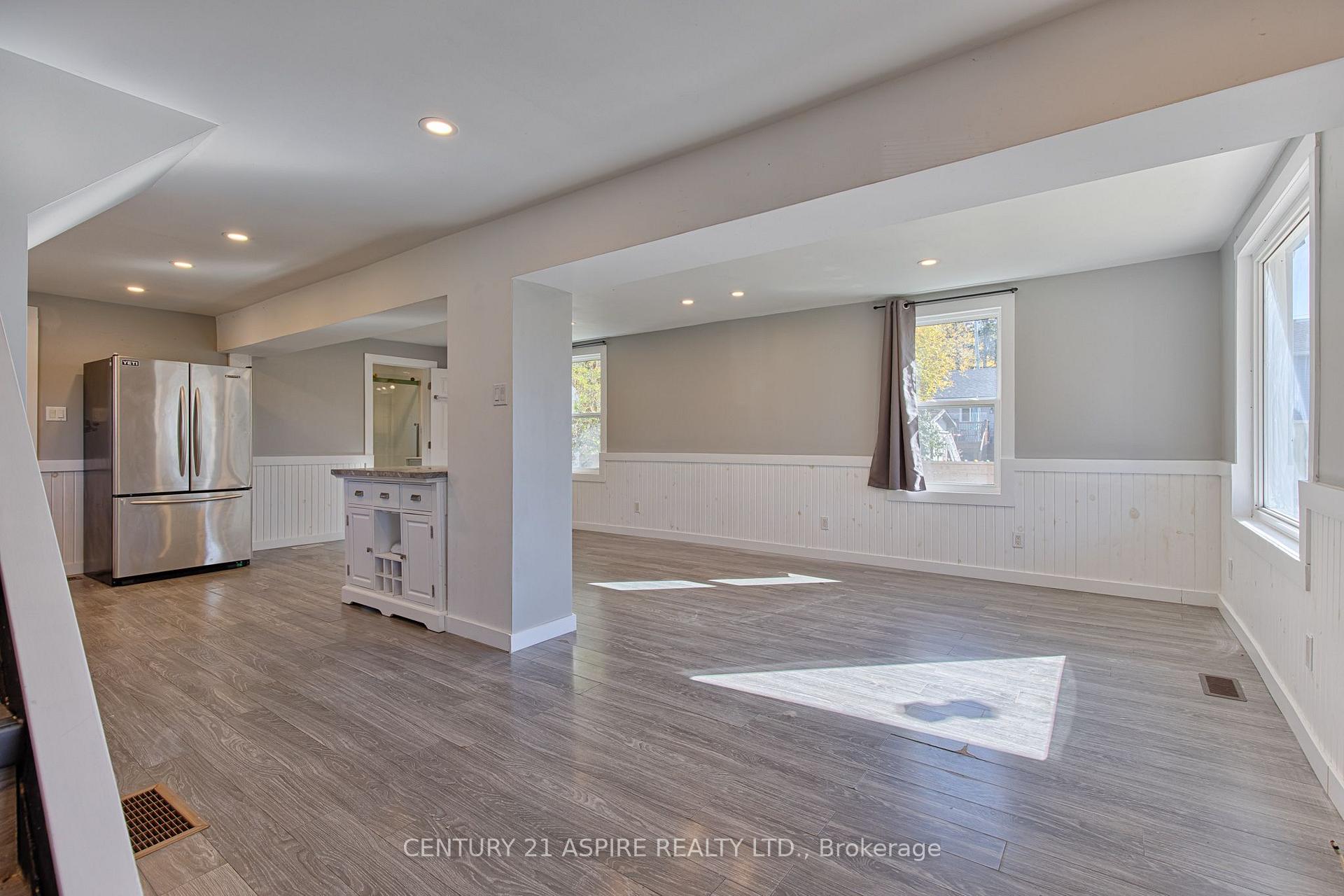 Photo 3 of 295 Julien Street, Pembroke, Pembroke — HOMEH