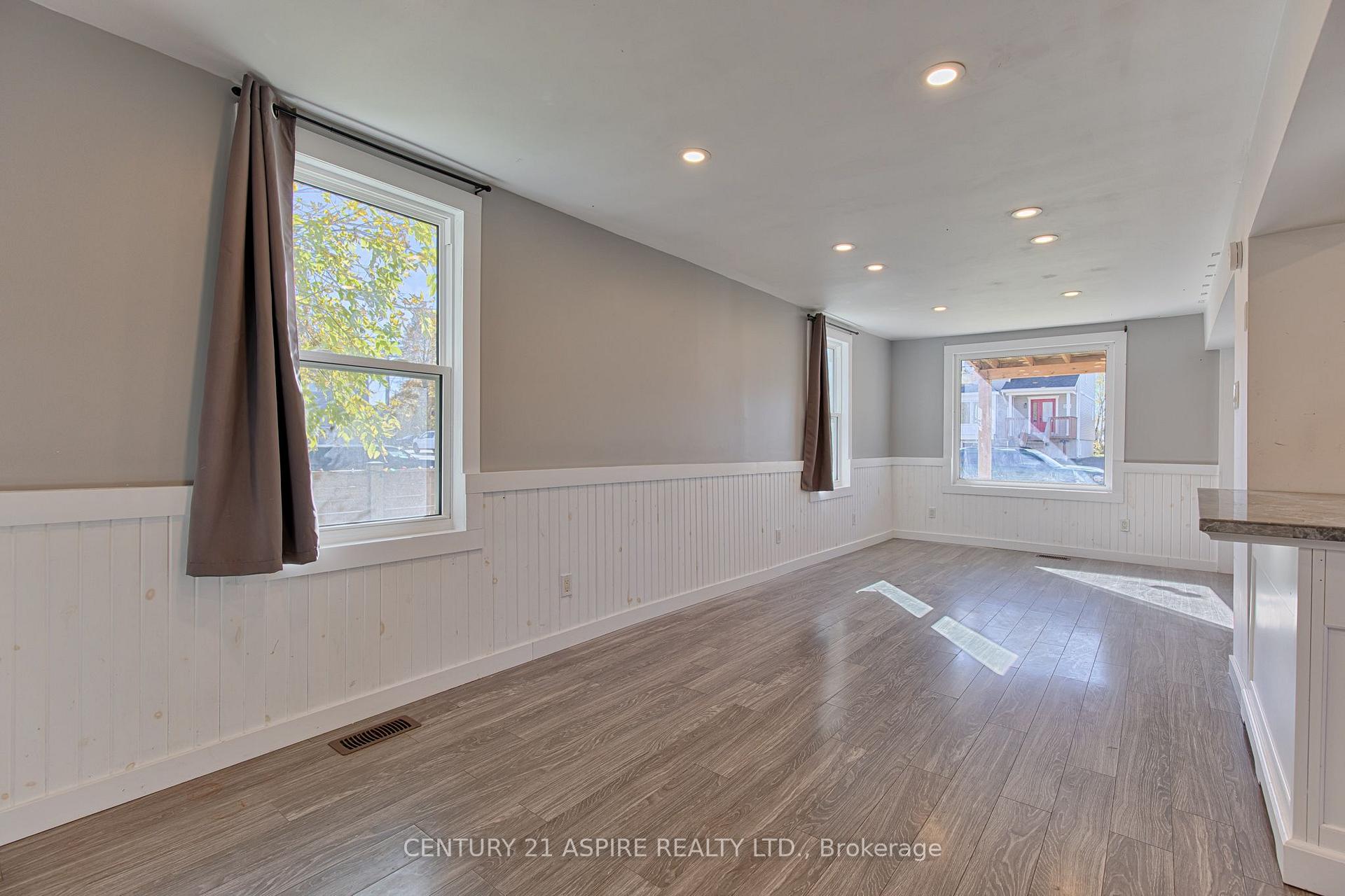Photo 6 of 295 Julien Street, Pembroke, Pembroke — HOMEH