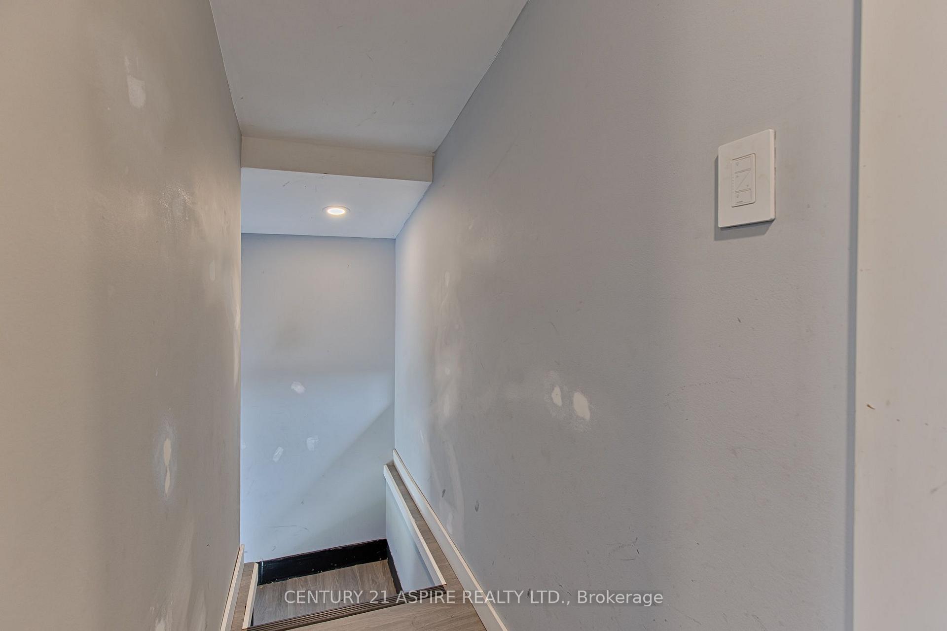 Photo 18 of 295 Julien Street, Pembroke, Pembroke — HOMEH