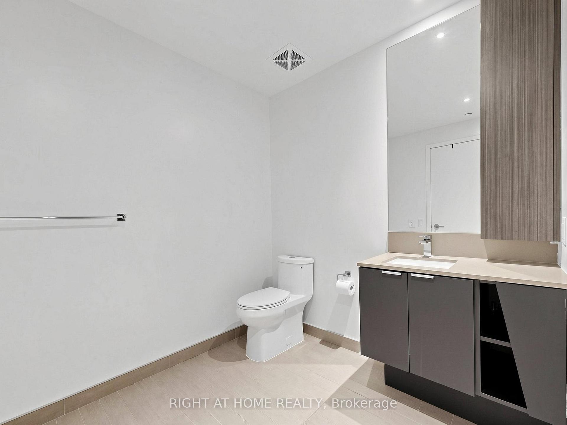 Photo 17 of Unit 3412, 3883 Quartz Road, Mississauga, City Centre — HOMEH