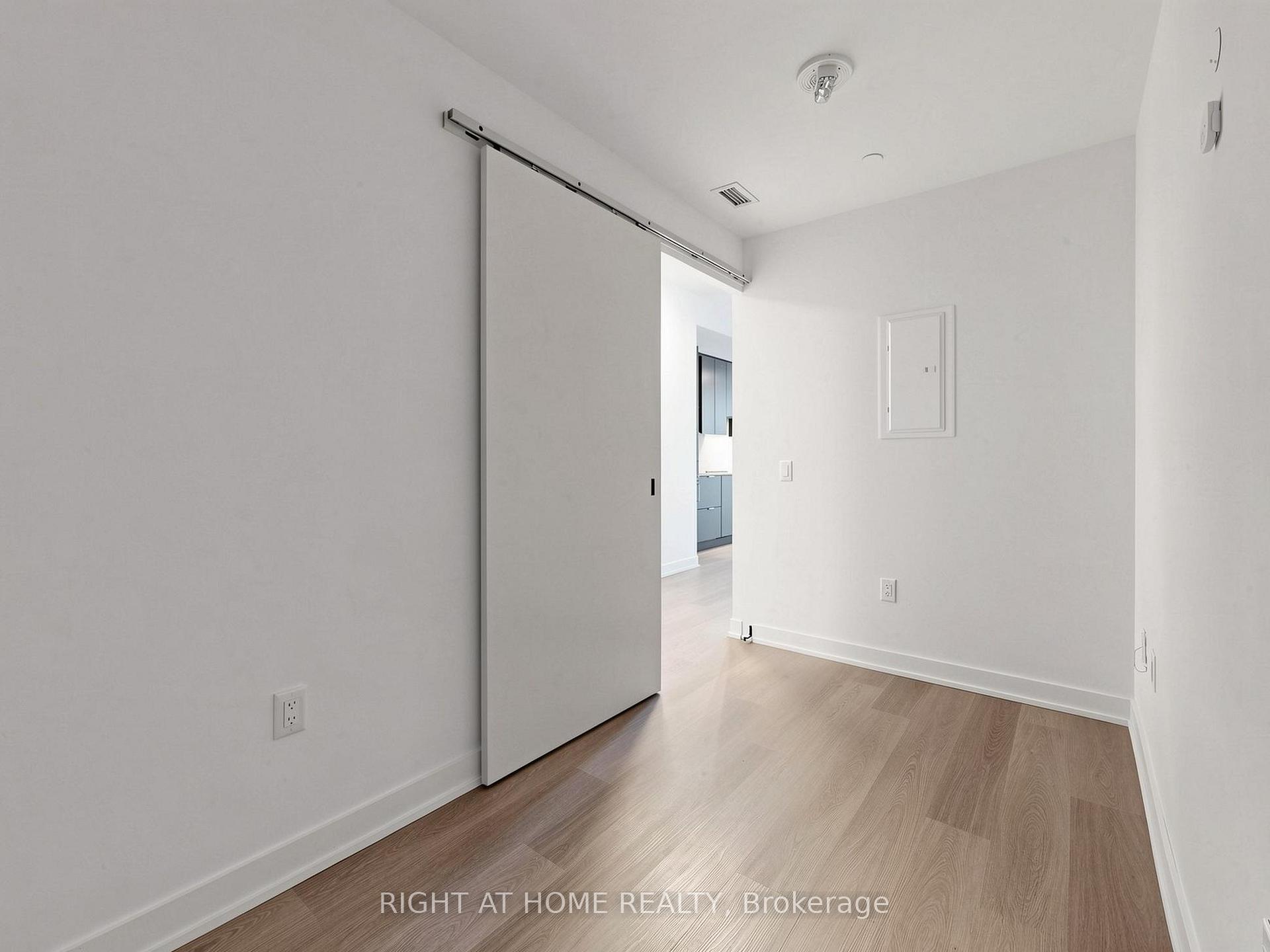 Photo 18 of Unit 3412, 3883 Quartz Road, Mississauga, City Centre — HOMEH