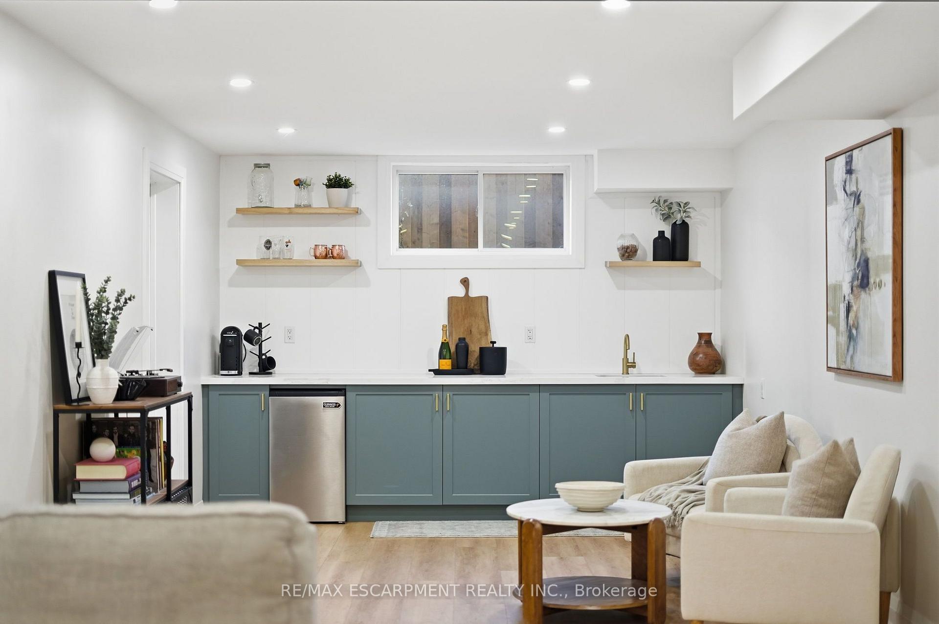 Photo 36 of 48 Stoney Brook Drive, Hamilton, Stoney Creek — HOMEH