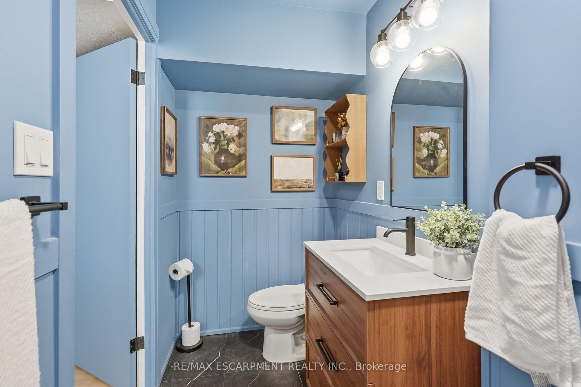 Photo 40 of 48 Stoney Brook Drive, Hamilton, Stoney Creek — HOMEH