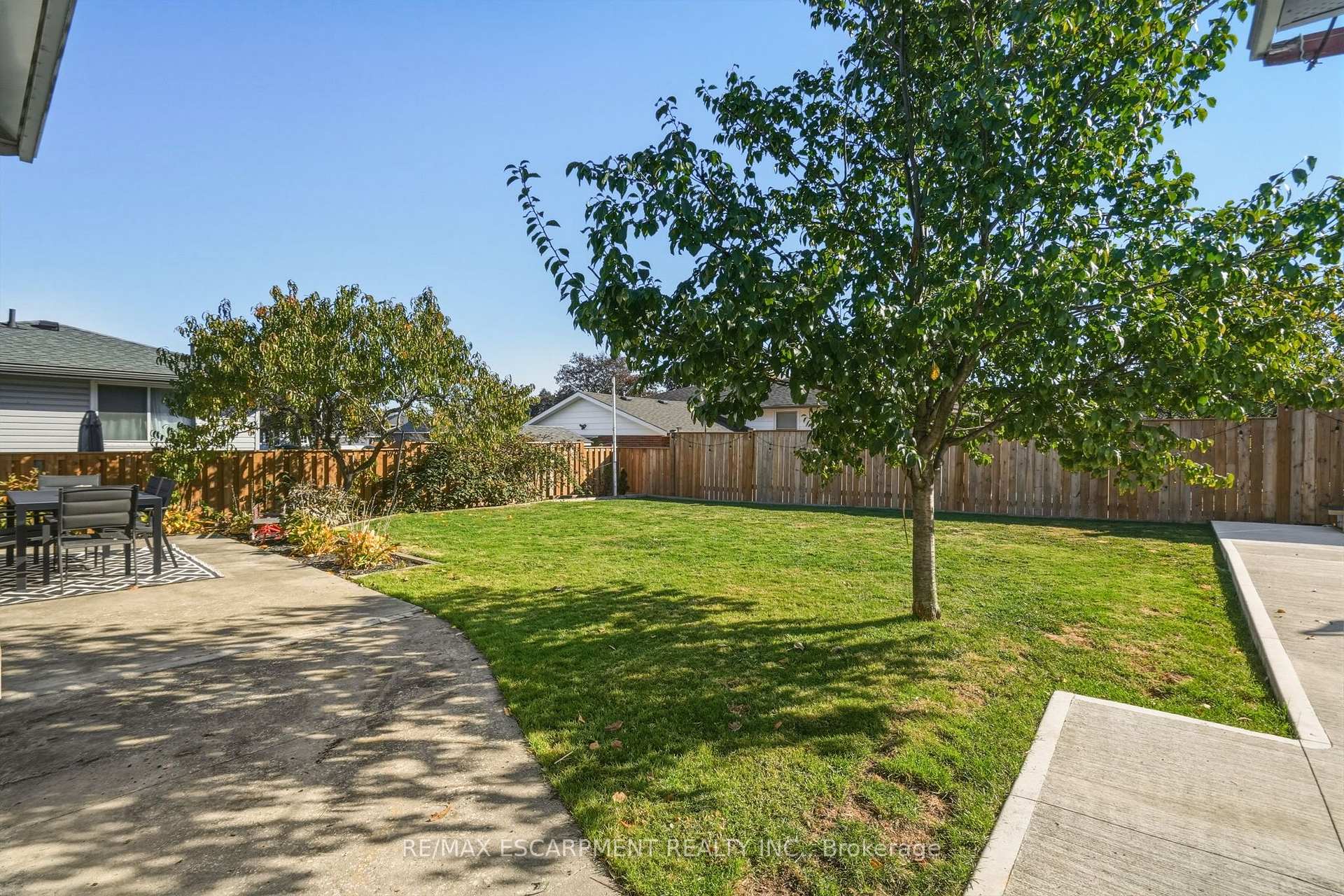 Photo 42 of 48 Stoney Brook Drive, Hamilton, Stoney Creek — HOMEH