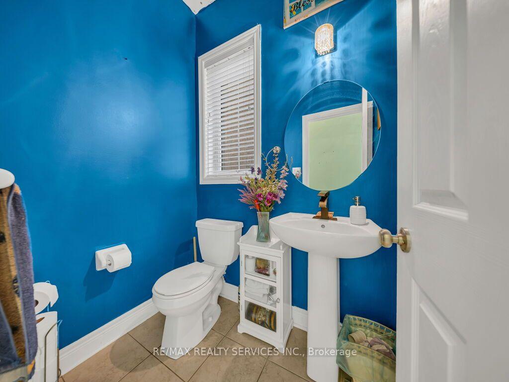 Photo 20 of 28 Zanetta Crescent, Brampton, Credit Valley — HOMEH