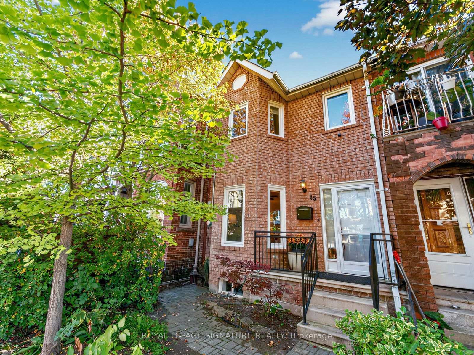 Photo 1 of 45 Robinson Street, Toronto, Trinity-Bellwoods — HOMEH