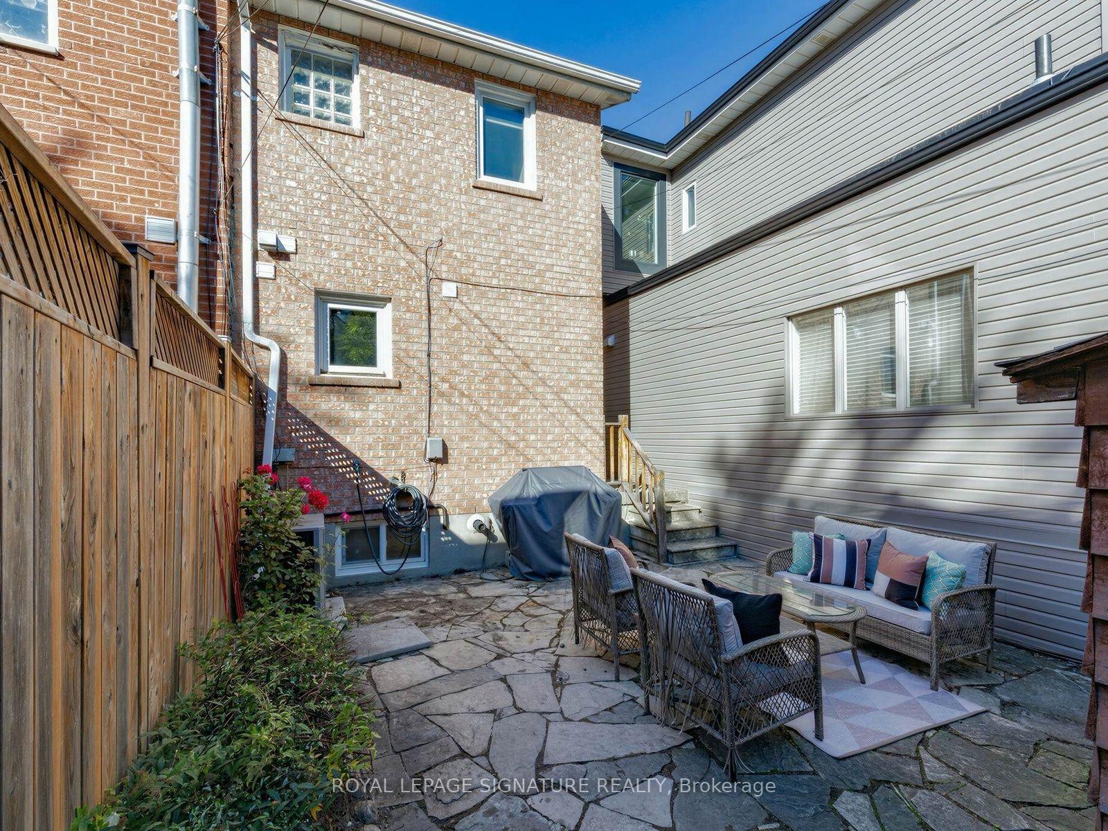 Photo 23 of 45 Robinson Street, Toronto, Trinity-Bellwoods — HOMEH