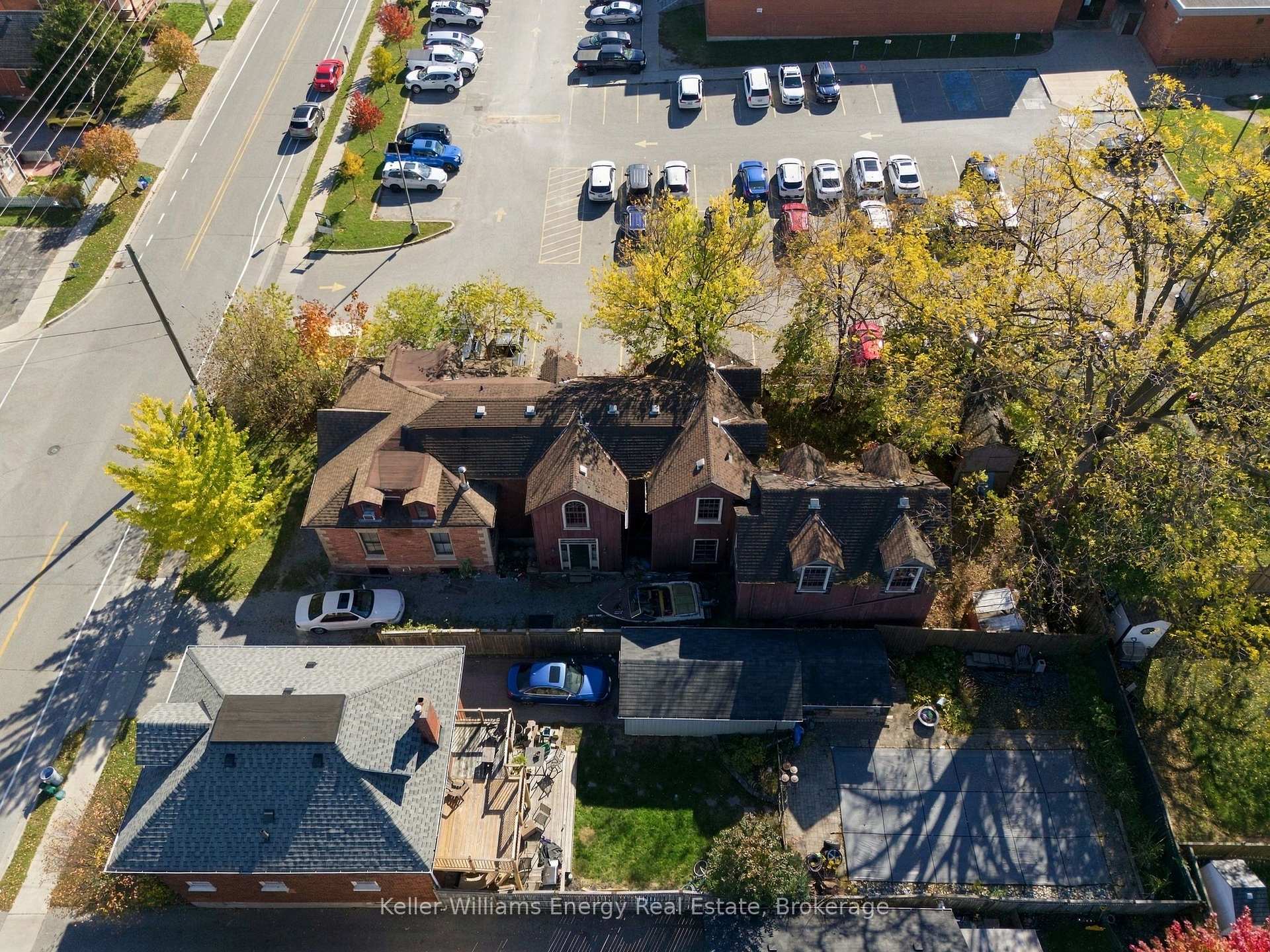 Photo 2 of 342 Mary Street N, Oshawa, O'Neill — HOMEH
