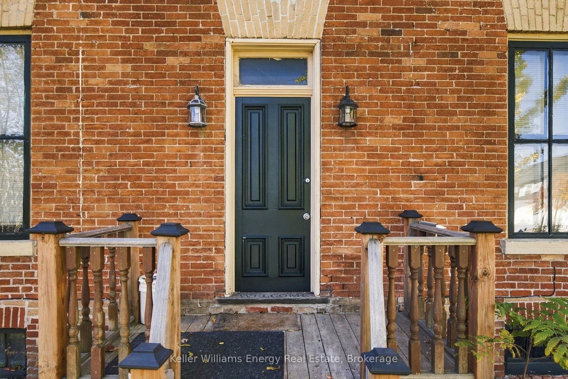 Photo 5 of 342 Mary Street N, Oshawa, O'Neill — HOMEH