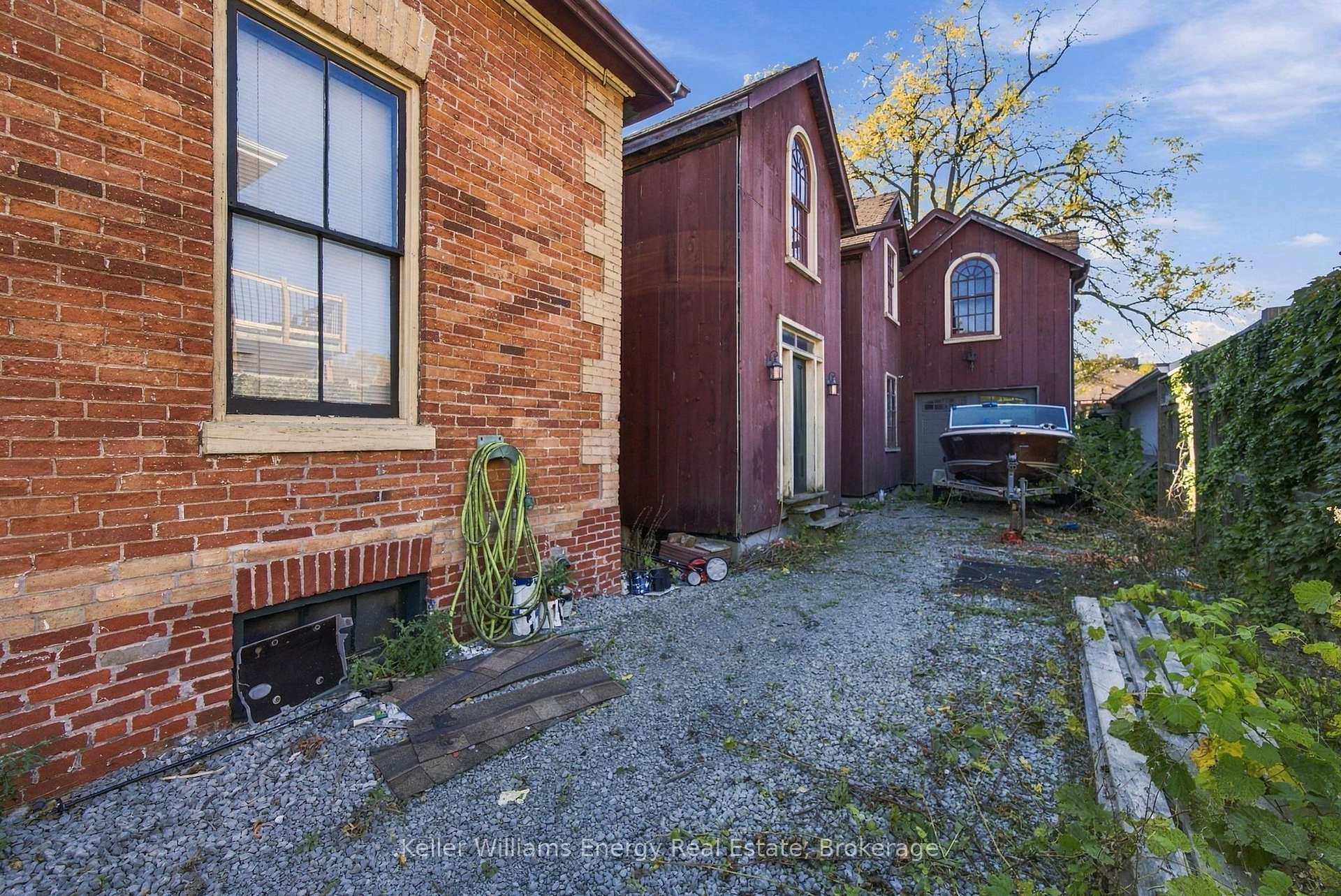 Photo 6 of 342 Mary Street N, Oshawa, O'Neill — HOMEH