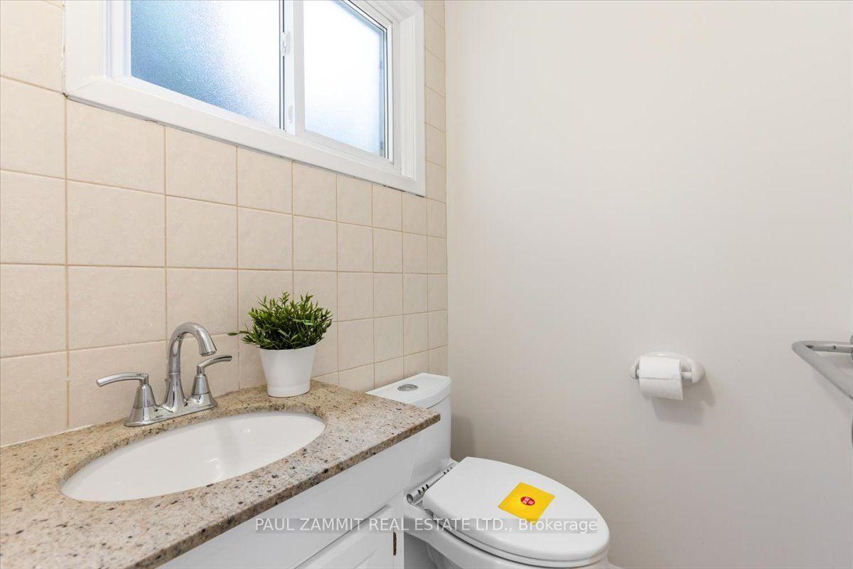 Photo 18 of 33 Coral Harbour Crescent, Markham, Bayview Fairway-Bayview Country Club Estates — HOMEH