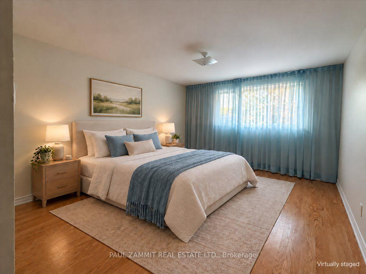 Photo 22 of 33 Coral Harbour Crescent, Markham, Bayview Fairway-Bayview Country Club Estates — HOMEH