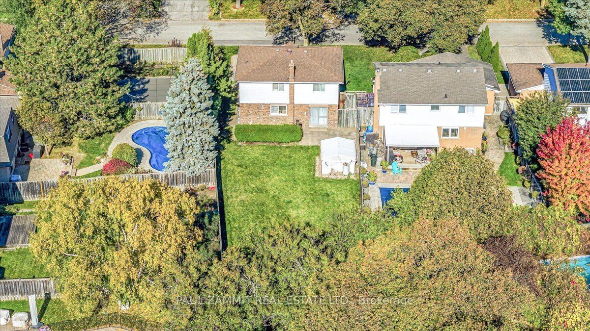 Photo 45 of 33 Coral Harbour Crescent, Markham, Bayview Fairway-Bayview Country Club Estates — HOMEH