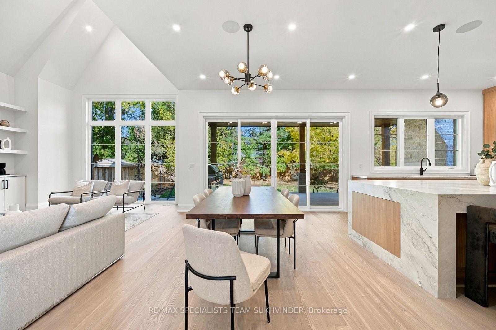 Photo 9 of 41 Galsworthy Drive, Markham, Bullock — HOMEH