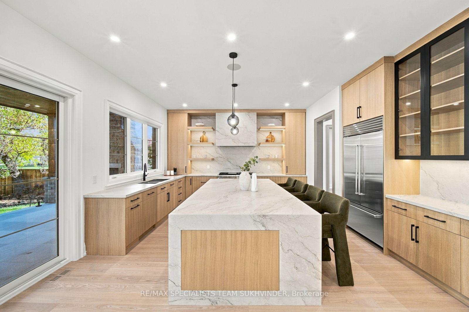Photo 10 of 41 Galsworthy Drive, Markham, Bullock — HOMEH