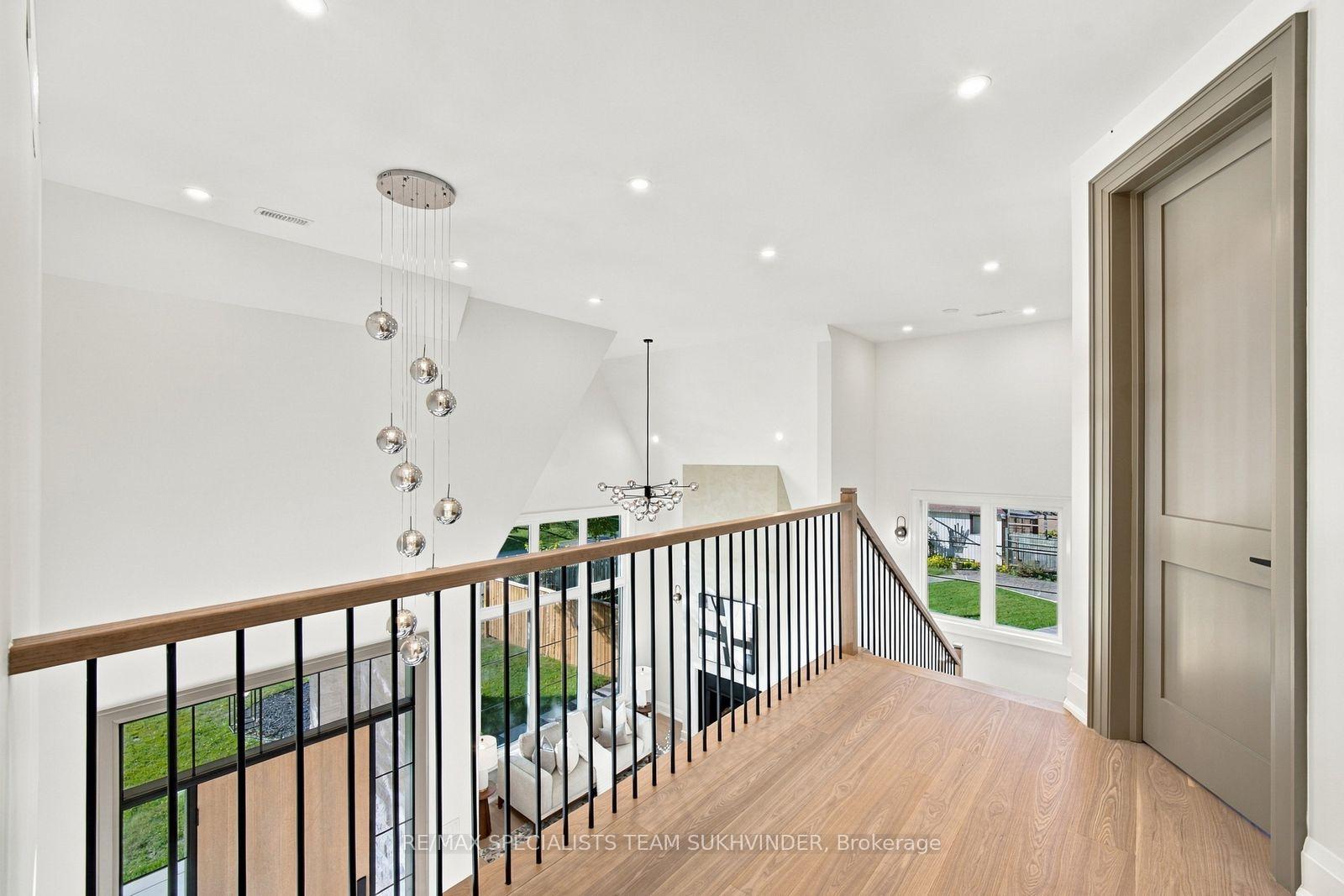 Photo 19 of 41 Galsworthy Drive, Markham, Bullock — HOMEH