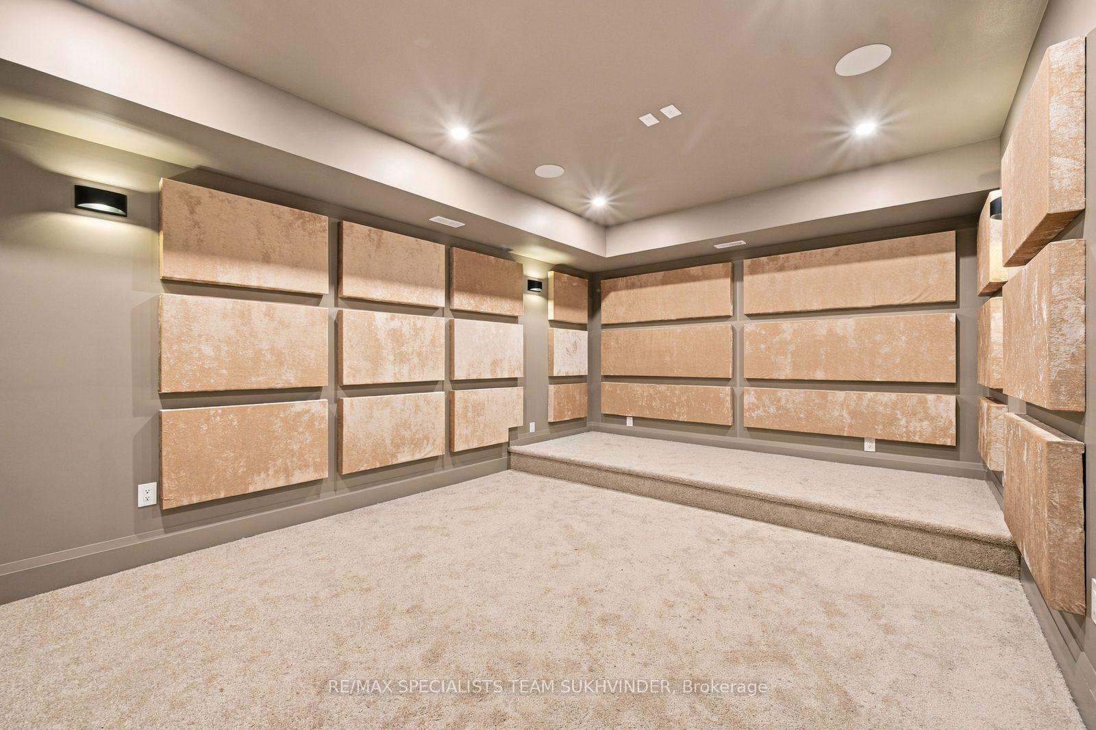 Photo 36 of 41 Galsworthy Drive, Markham, Bullock — HOMEH