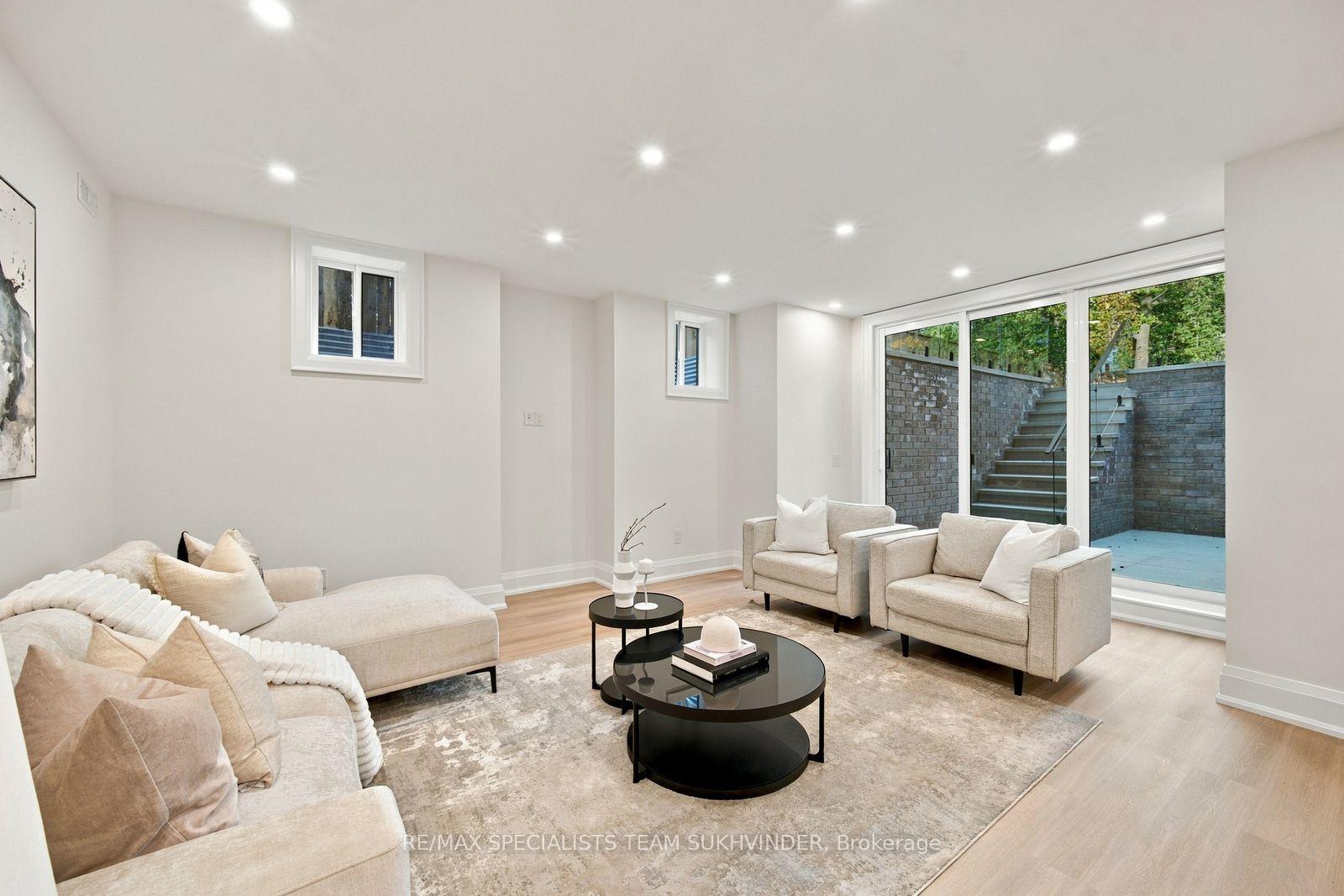 Photo 37 of 41 Galsworthy Drive, Markham, Bullock — HOMEH