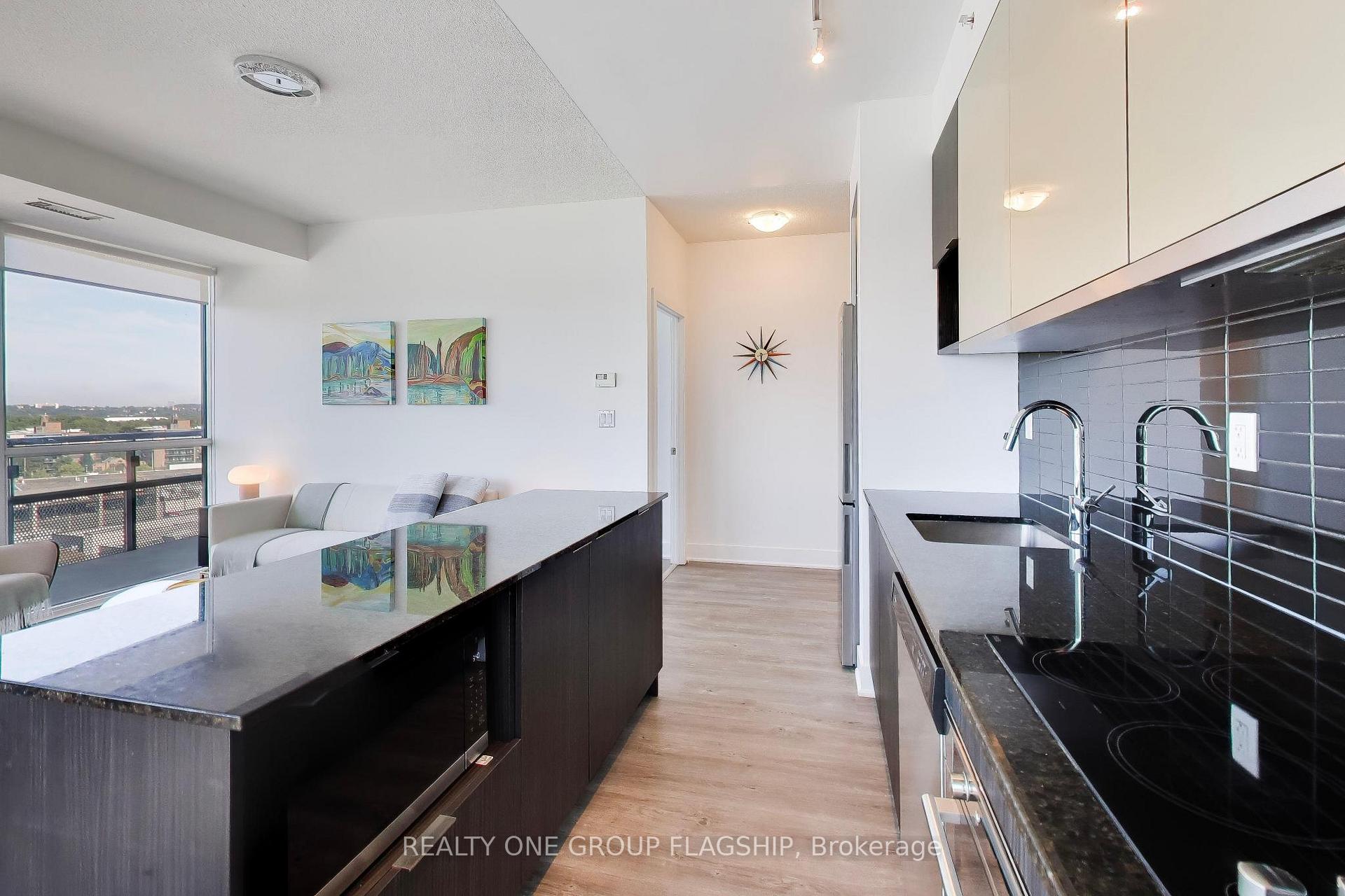 Photo 6 of Unit 709, 99 The Donway, North York, Banbury-Don Mills — HOMEH