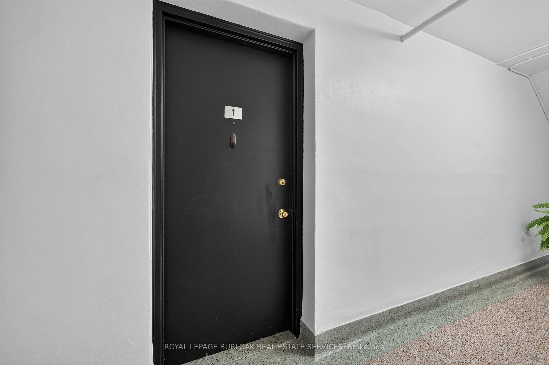 Photo 9 of Unit 1, 2420 New Street, Burlington, Brant — HOMEH
