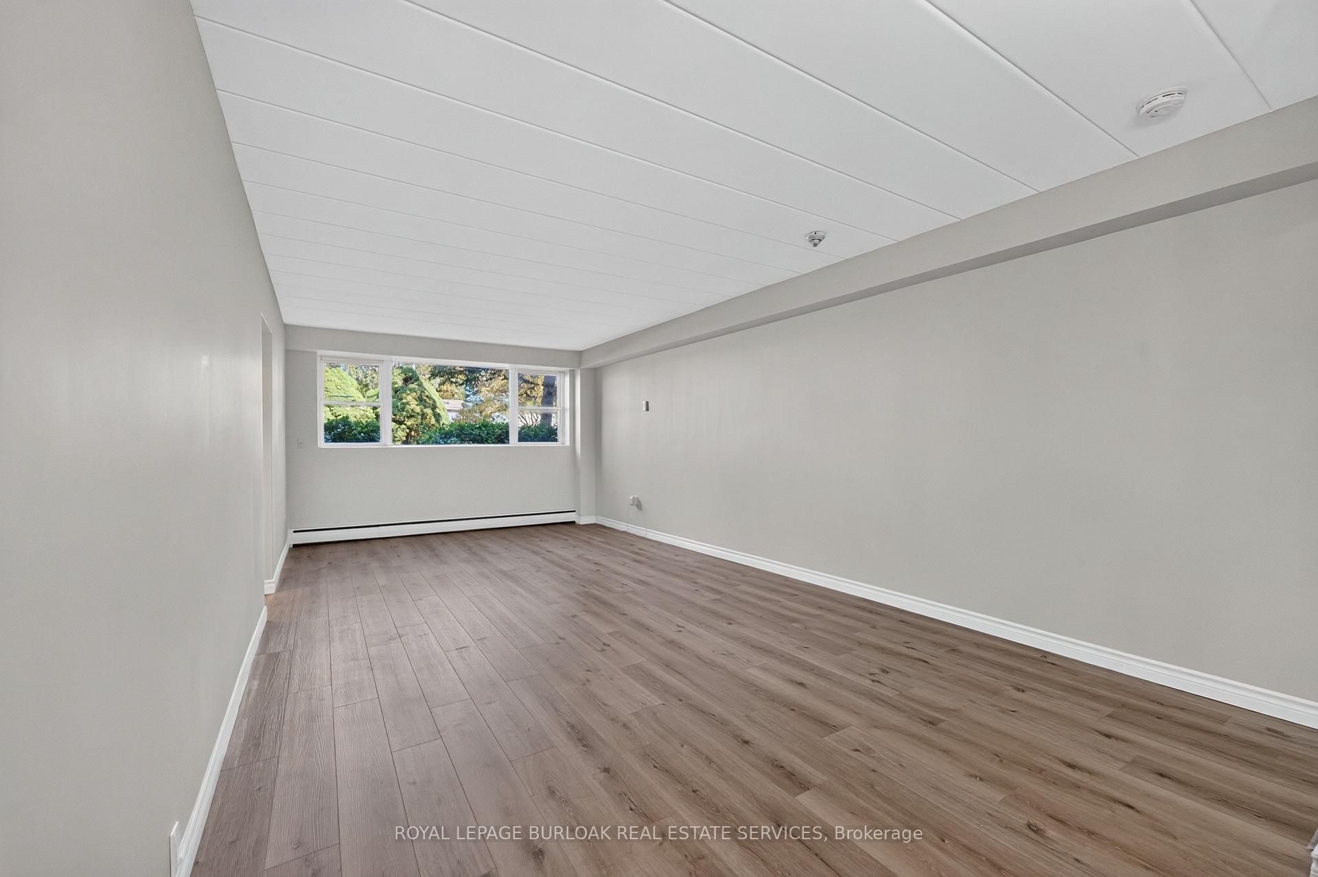 Photo 13 of Unit 1, 2420 New Street, Burlington, Brant — HOMEH