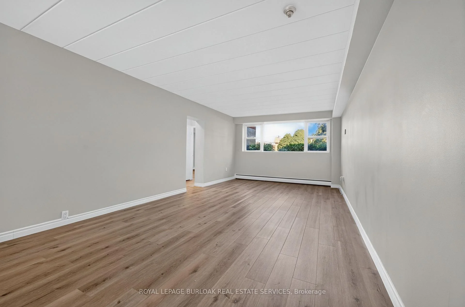 Photo 12 of Unit 1, 2420 New Street, Burlington, Brant — HOMEH