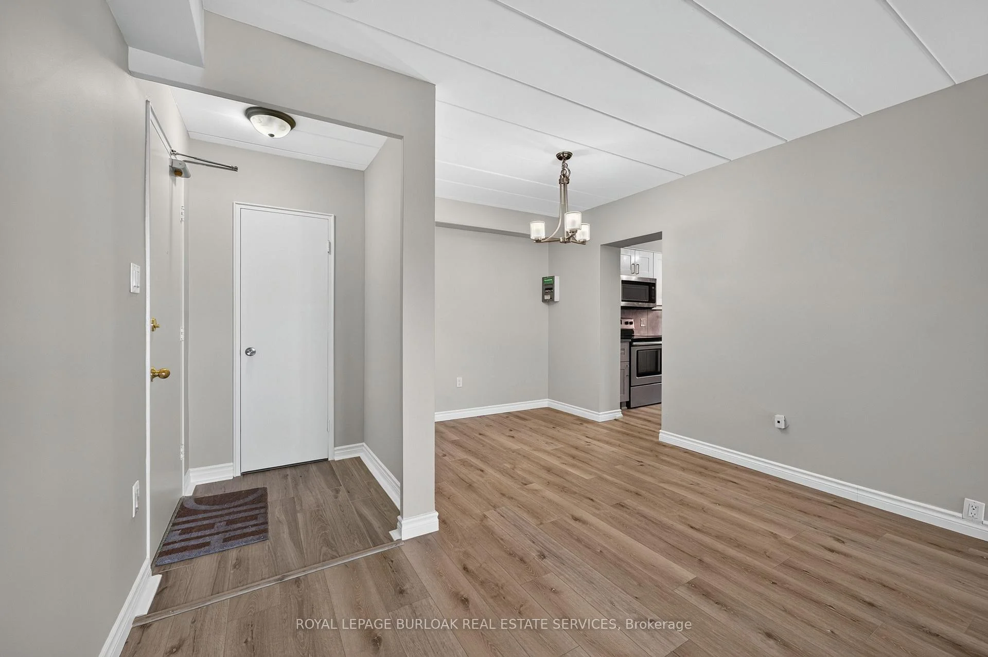 Photo 25 of Unit 1, 2420 New Street, Burlington, Brant — HOMEH